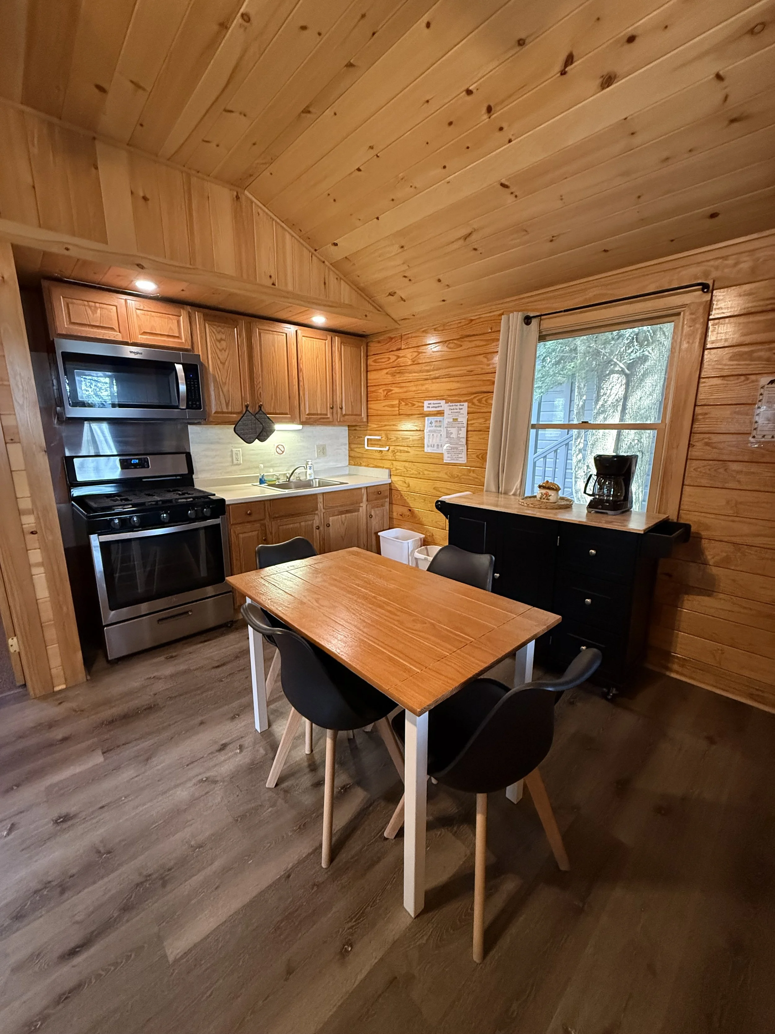 maple kitchen.jpeg