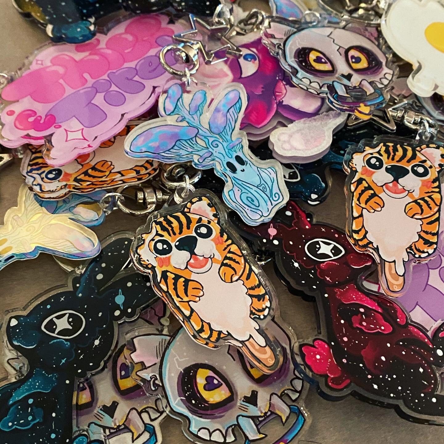https://i.etsystatic.com/6335836/r/il/4fd76c/2419483568/il_fullxfull.2419483568_ln1c.jpg