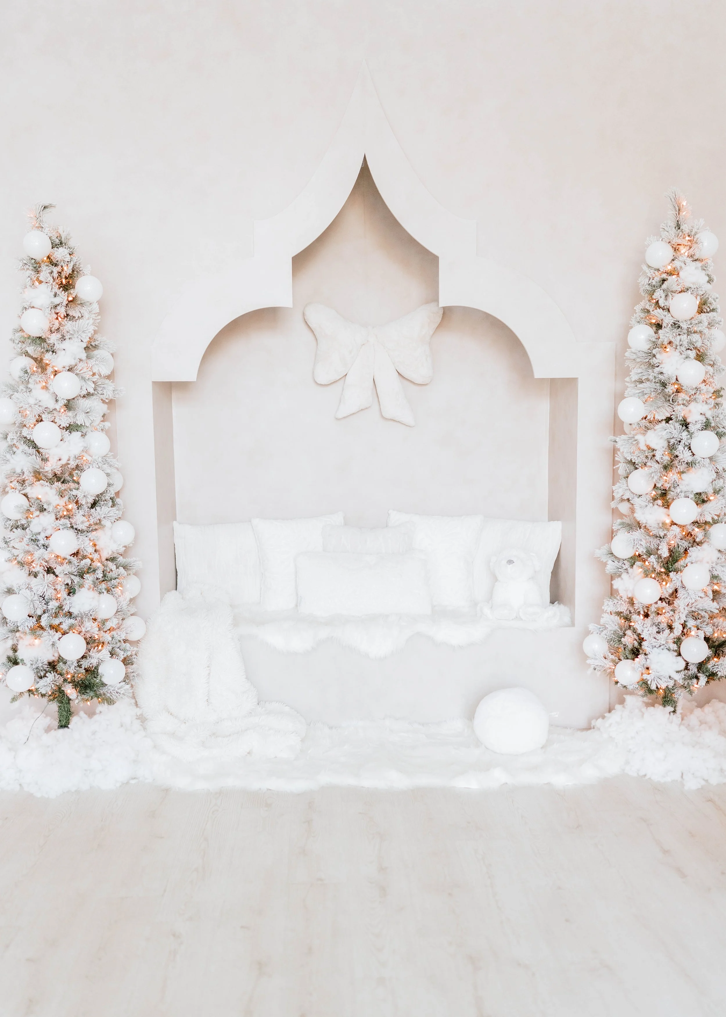 Frosted Wonderland Oct 18-Dec 31