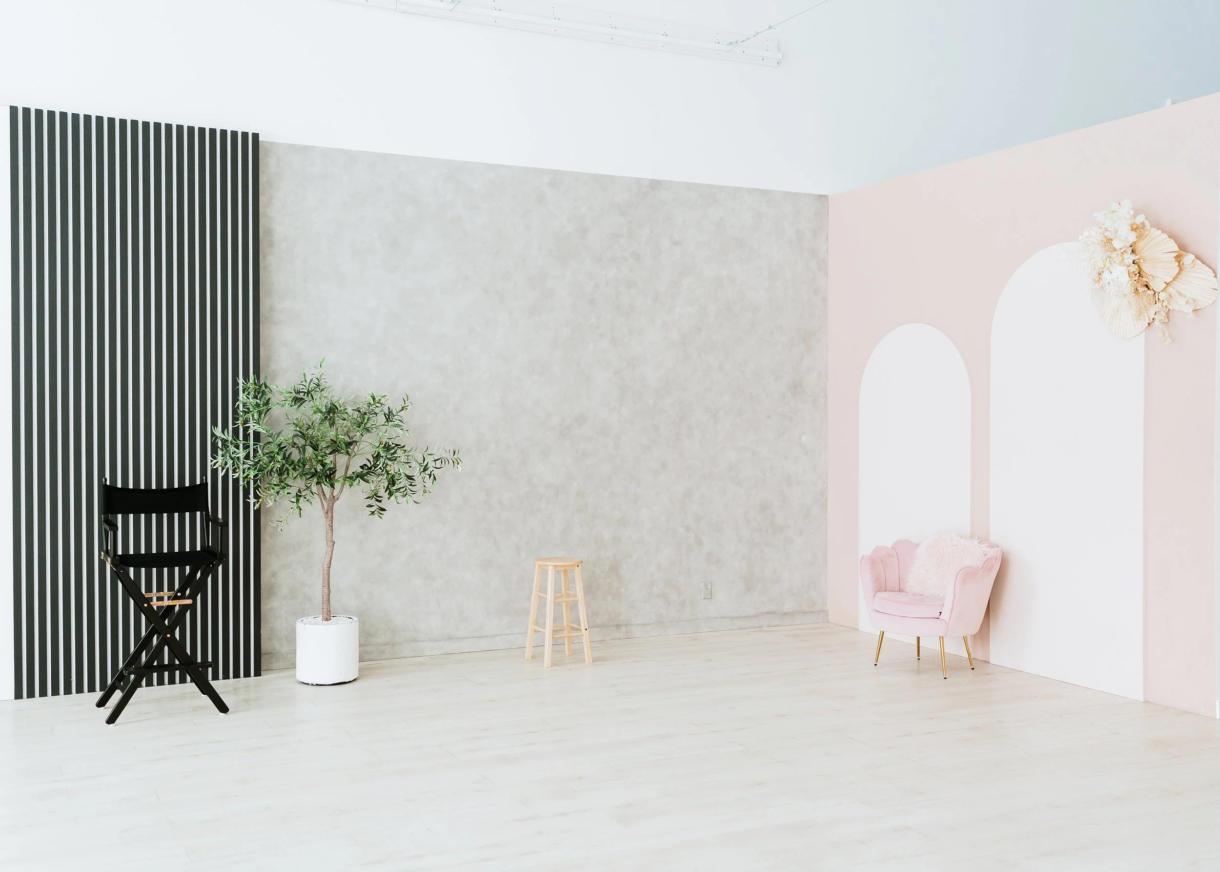 winnipeg rental studio-soft natural light.jpg