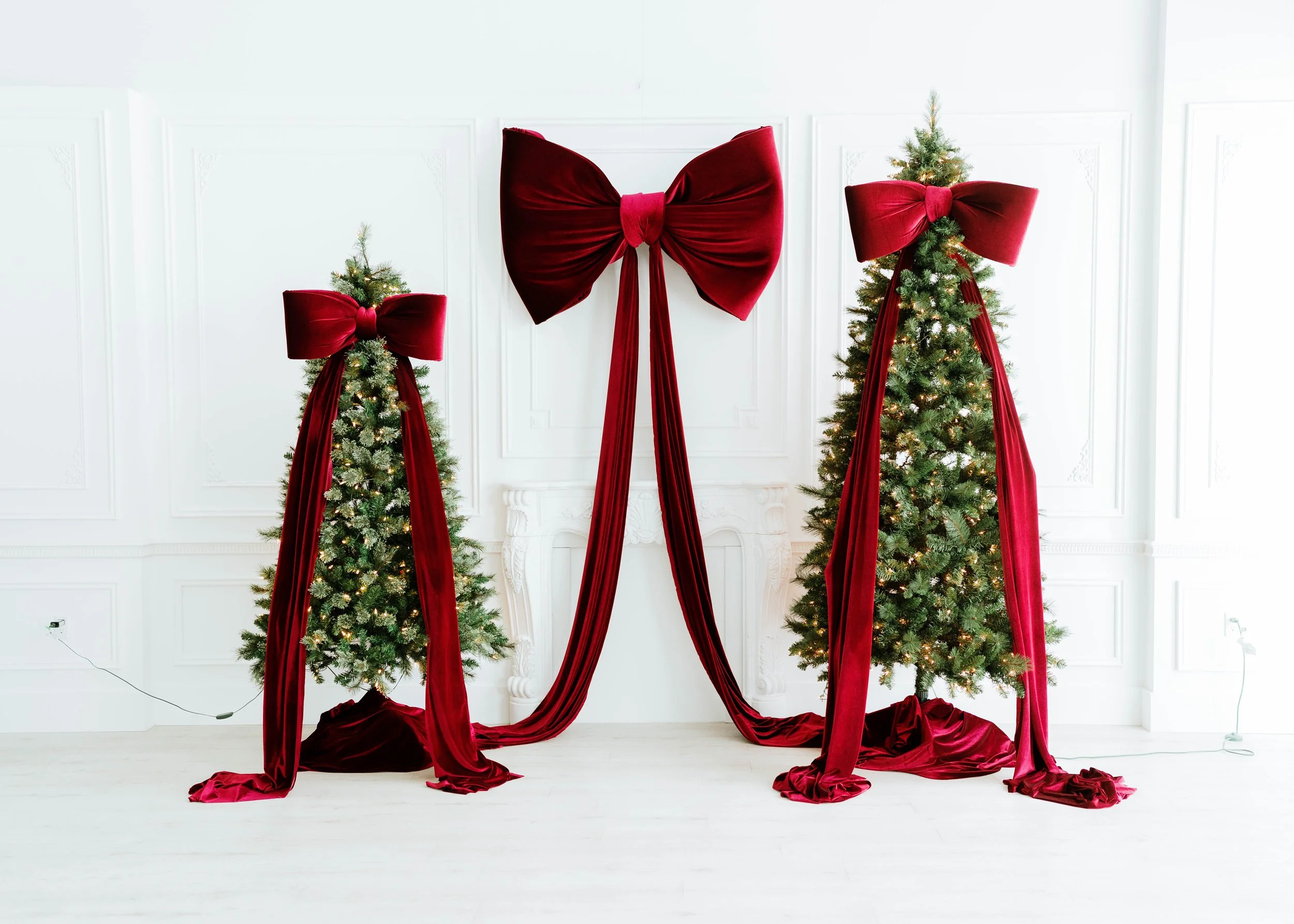 Velvet Bow Wonderland Oct 18-Dec 31