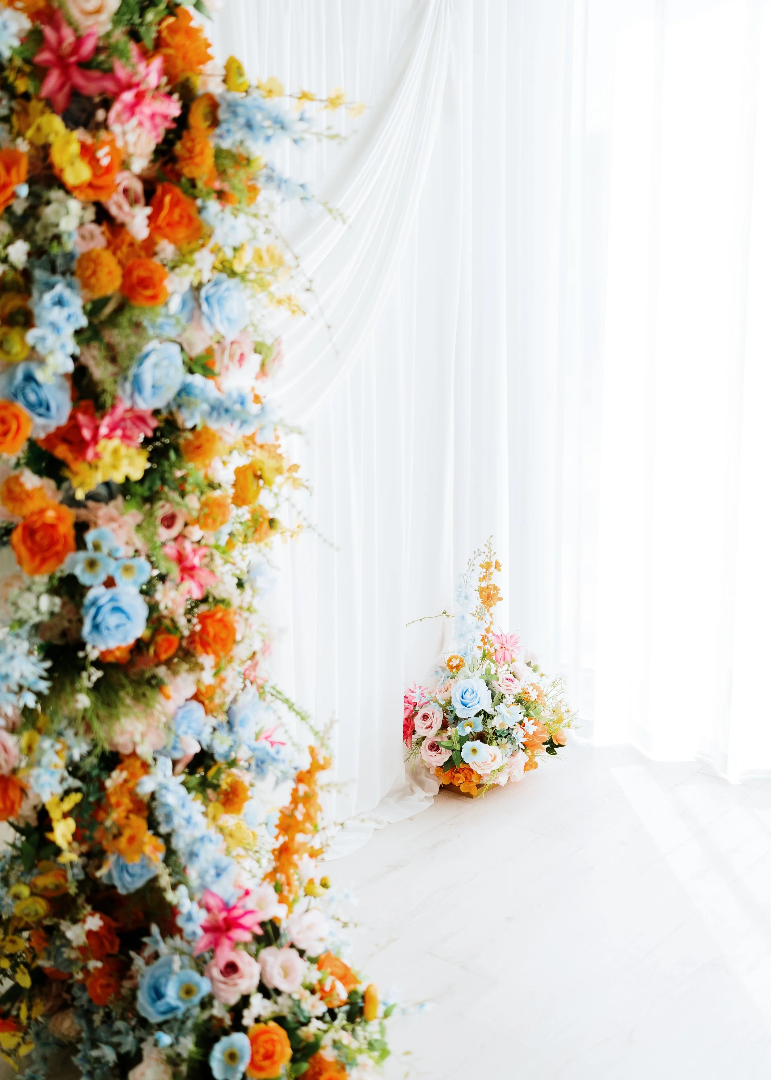 Spring Garden – Mother’s Day Setup
Located beside Studio B’s large window
Available from April 4-May 18