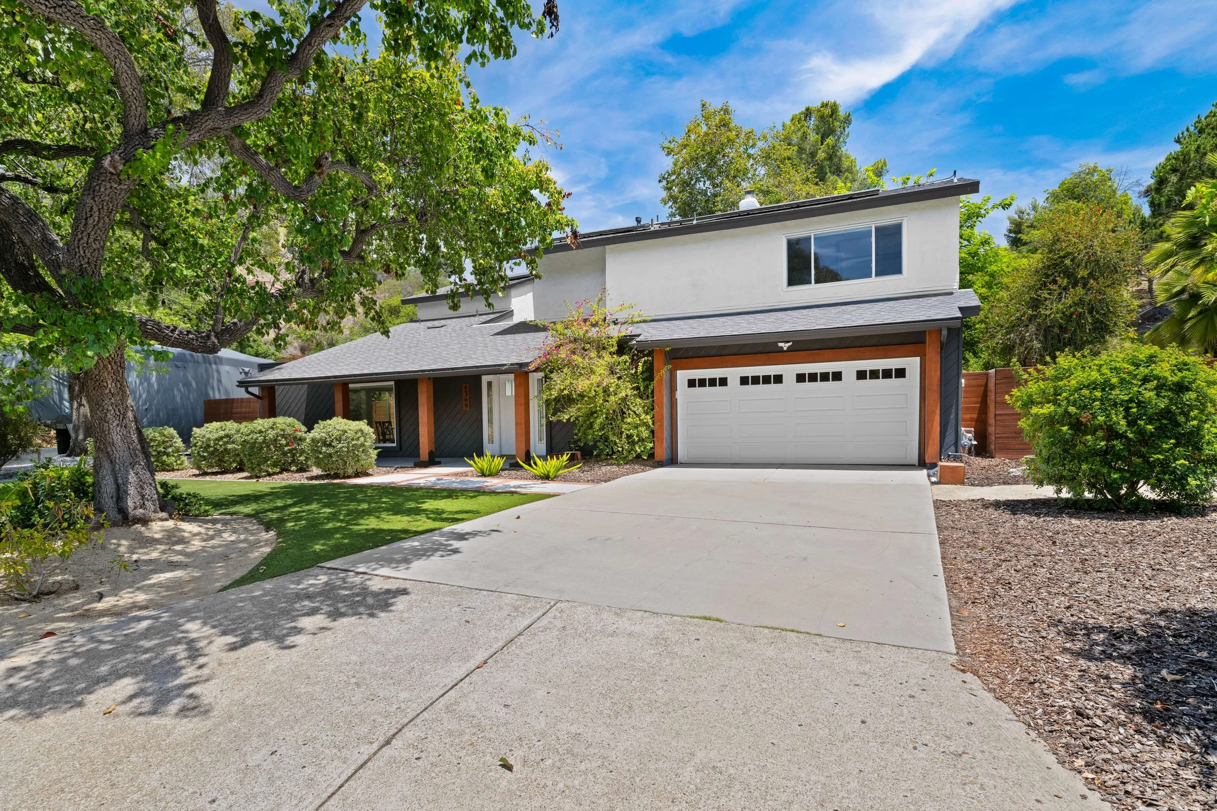 4369 Macronald Dr. - 4.jpg