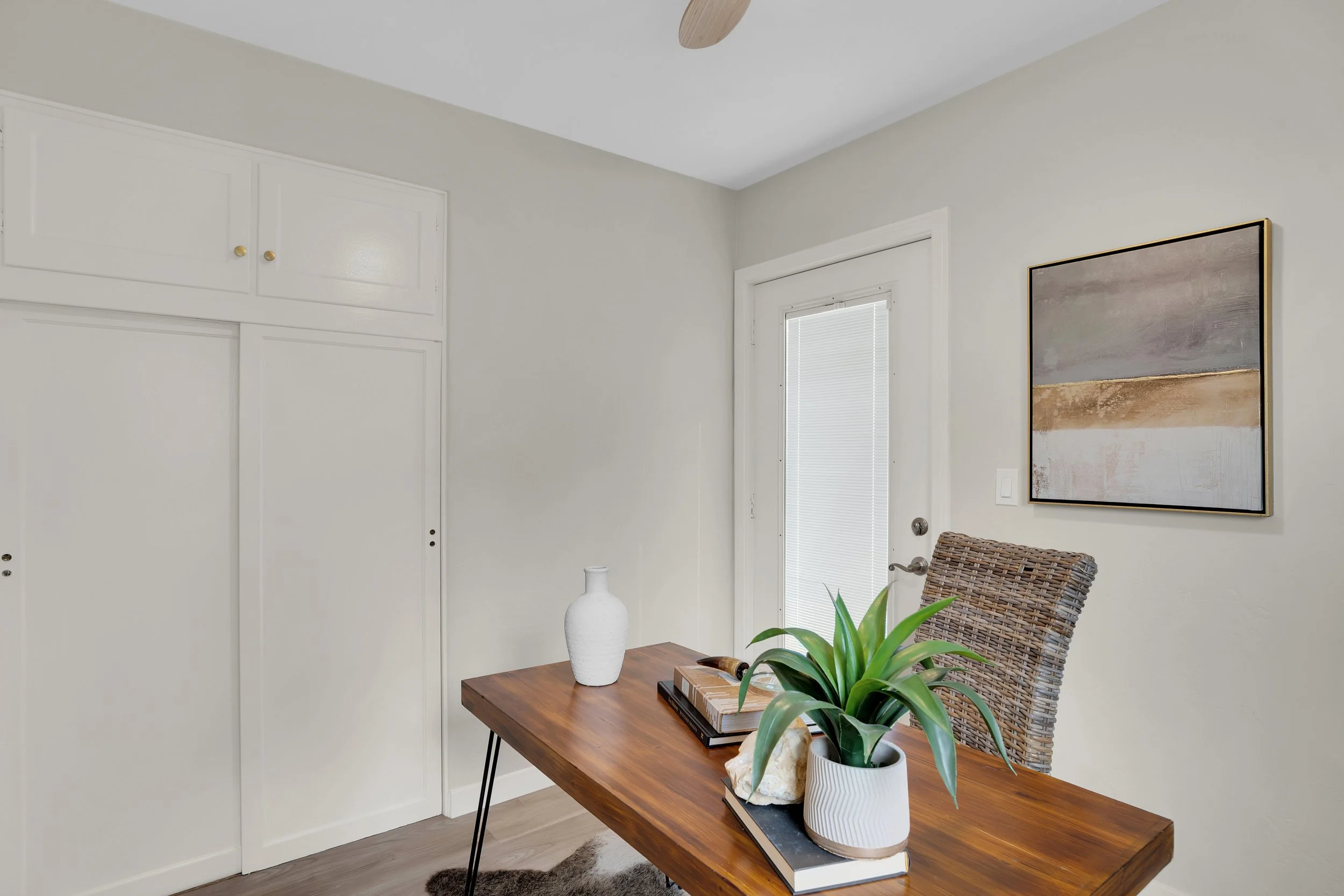3553 Monroe Ave - 17.jpg