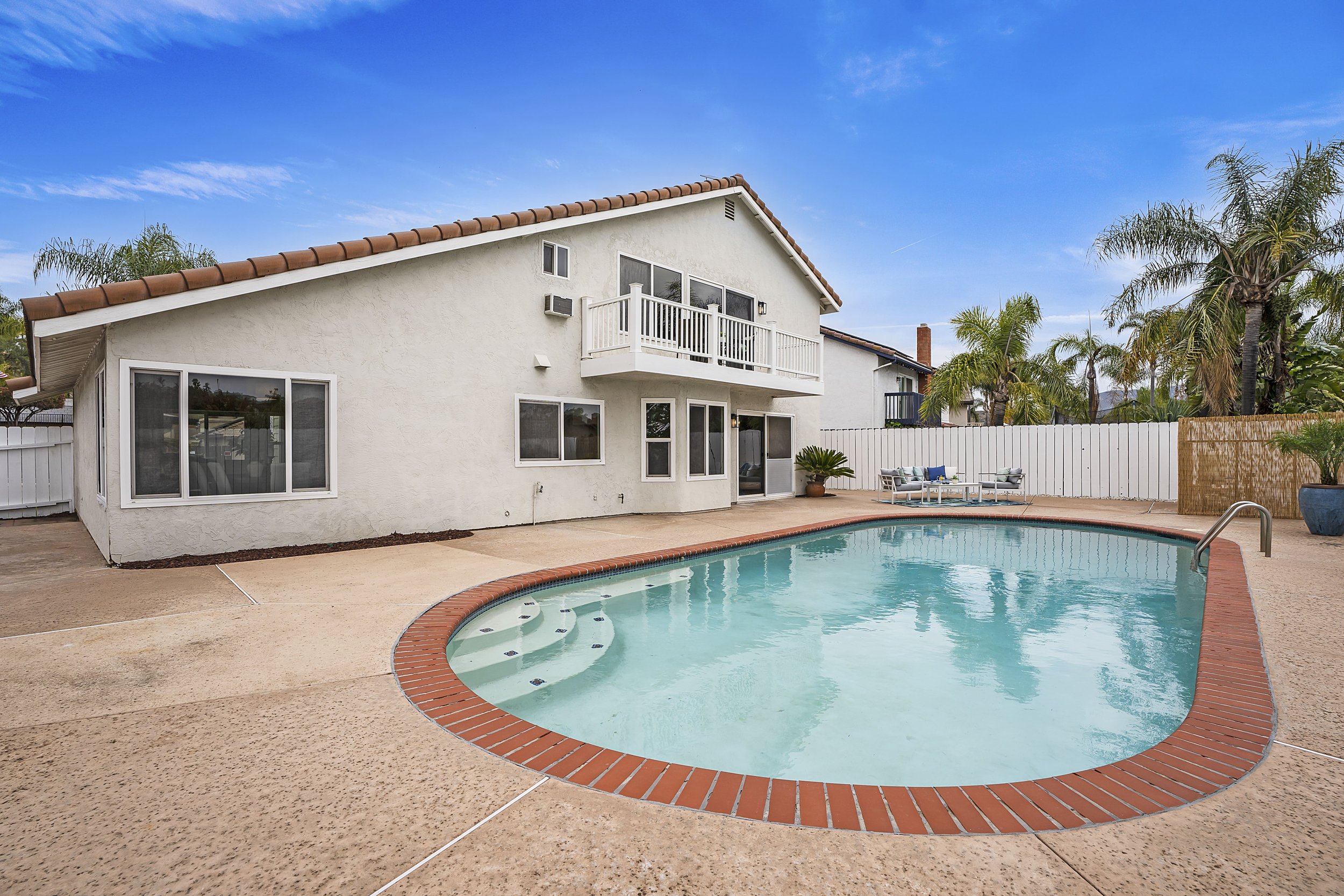2071 Monaco St - Private Pool
