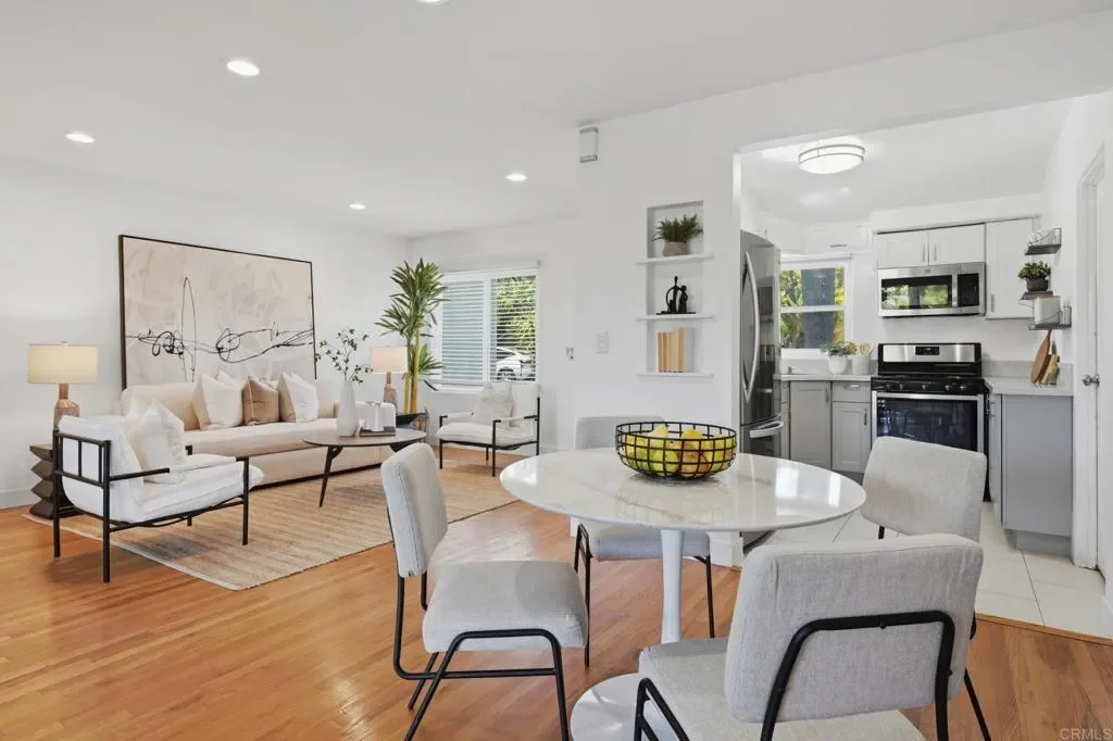 4537 45th st - 3.webp