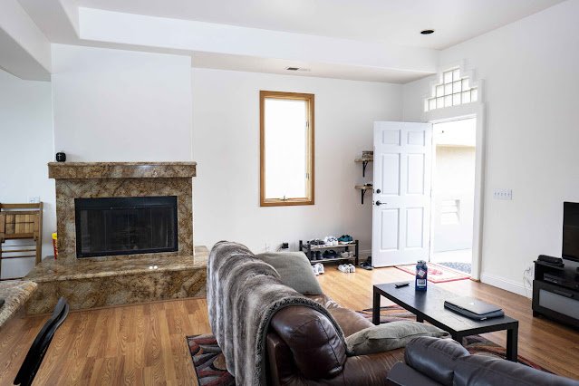 3761-63 Promontory St. - Living Room