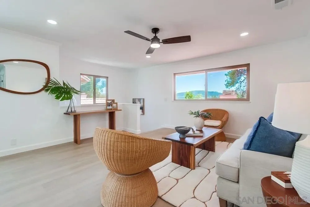 3113 Avenida Topanga - 4.jpg