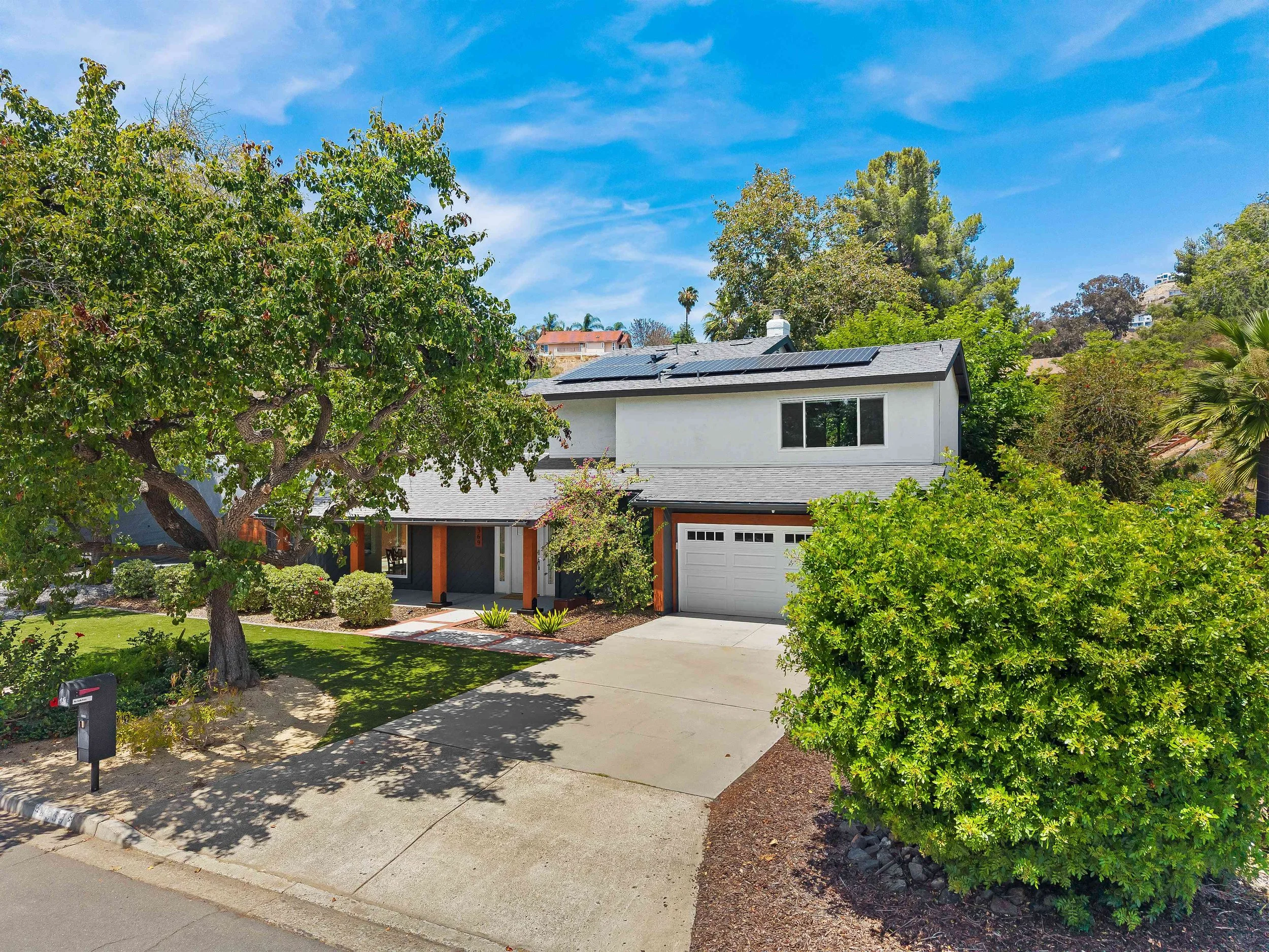 4369 Macronald Dr. - 2.jpg