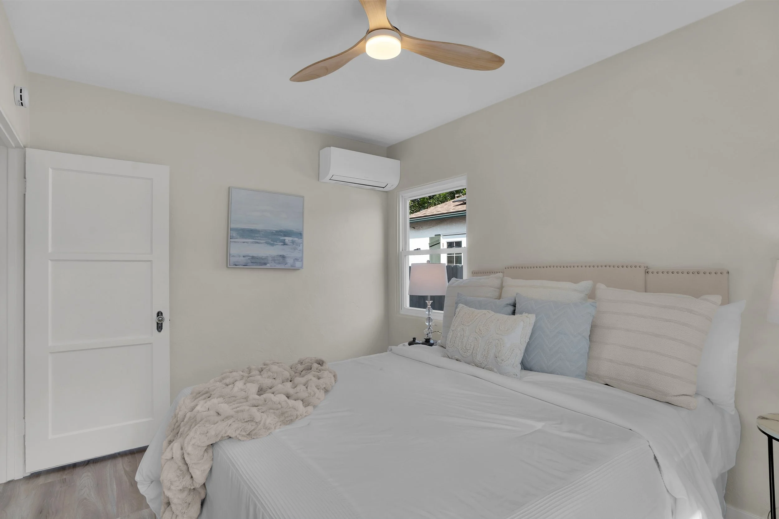 3553 Monroe Ave - 14.jpg