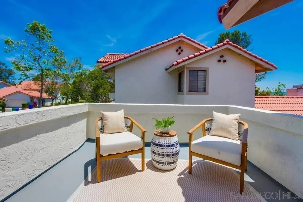 3113 Avenida Topanga - 18.jpg