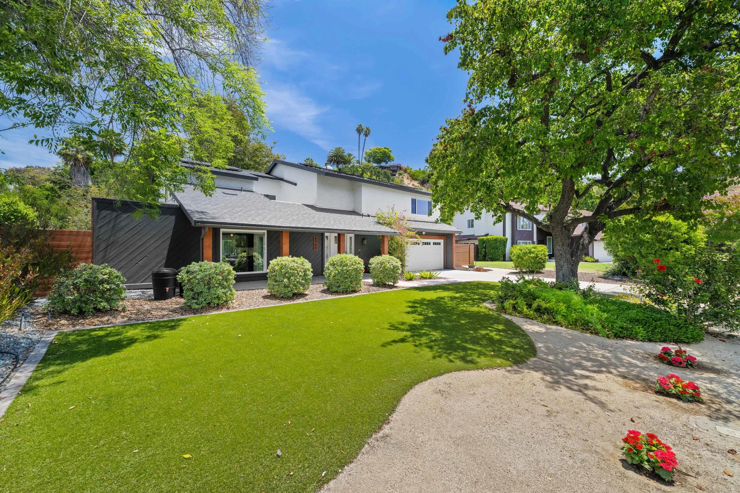 4369 Macronald Dr. - 5.jpg