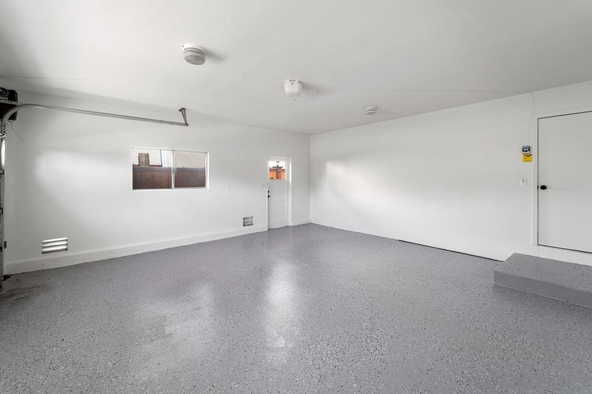 1693-grossmont-dr-garage-14.jpeg