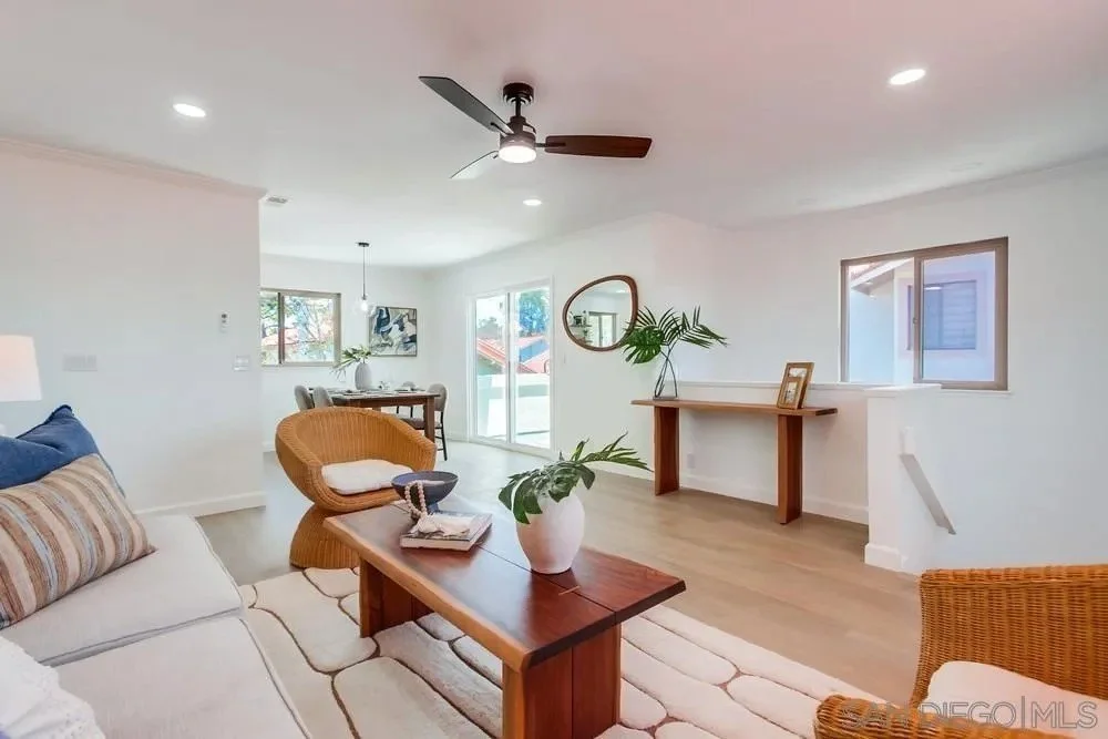 3113 Avenida Topanga - 1.jpg