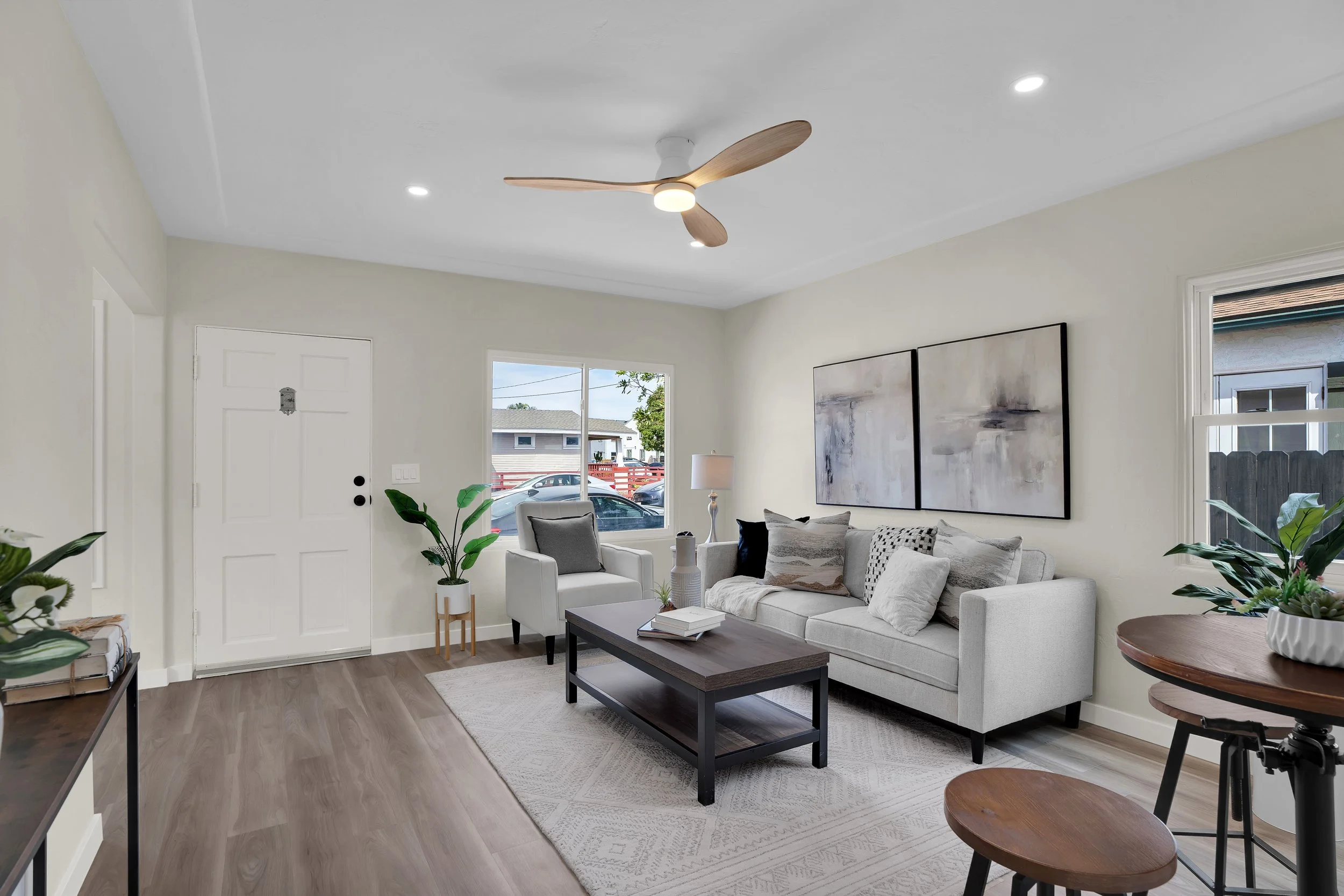 3553 Monroe Ave - 3.jpg