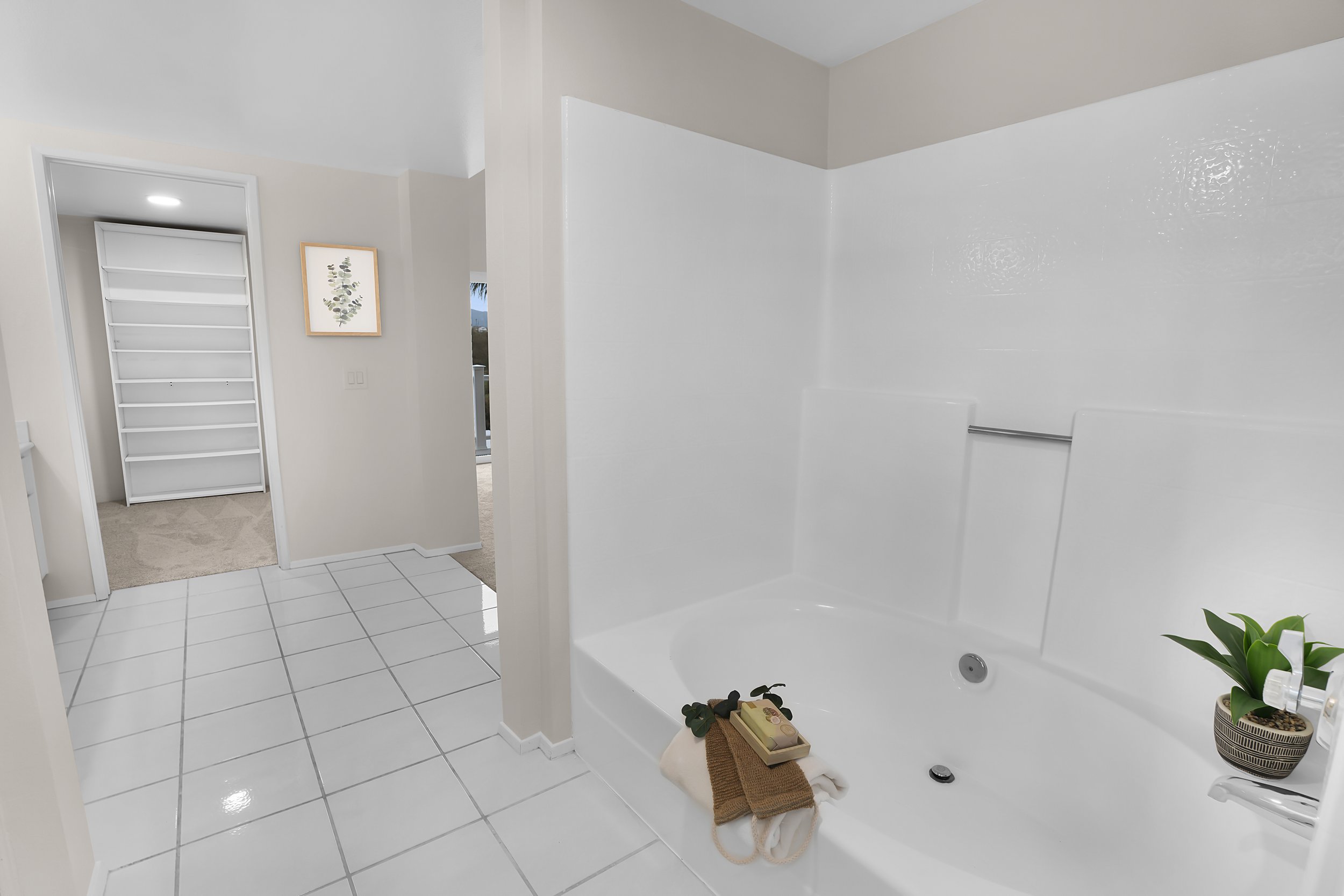 2071 Monaco St - primary bathroom