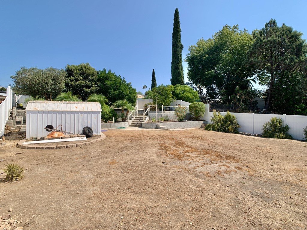 9720 De Camp Dr. - Spacious backyard