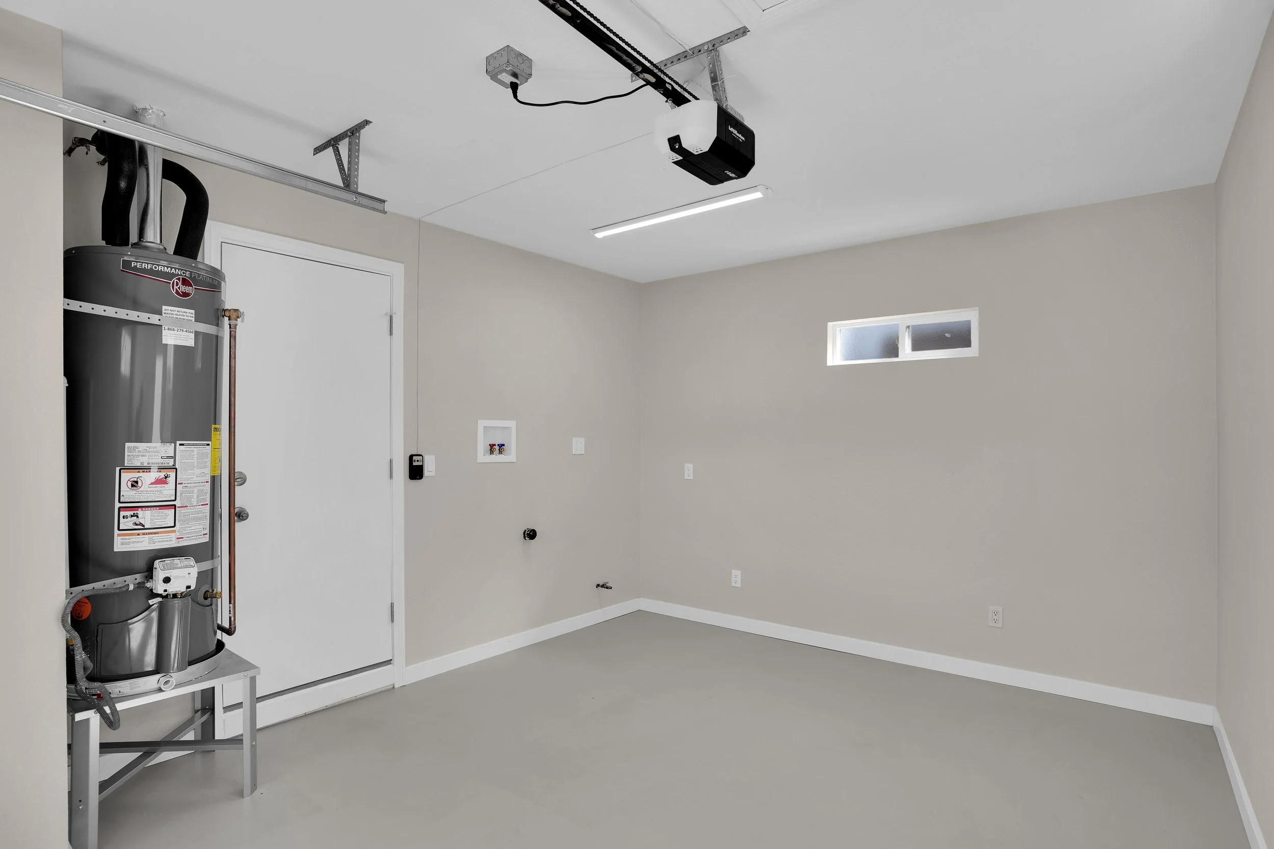 3553 Monroe Ave - 22.jpg