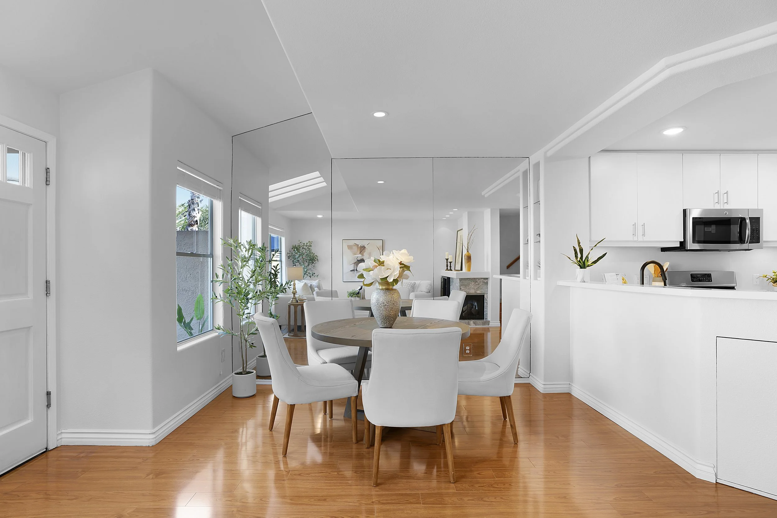 12646 Carmel Country Rd - 3.jpg