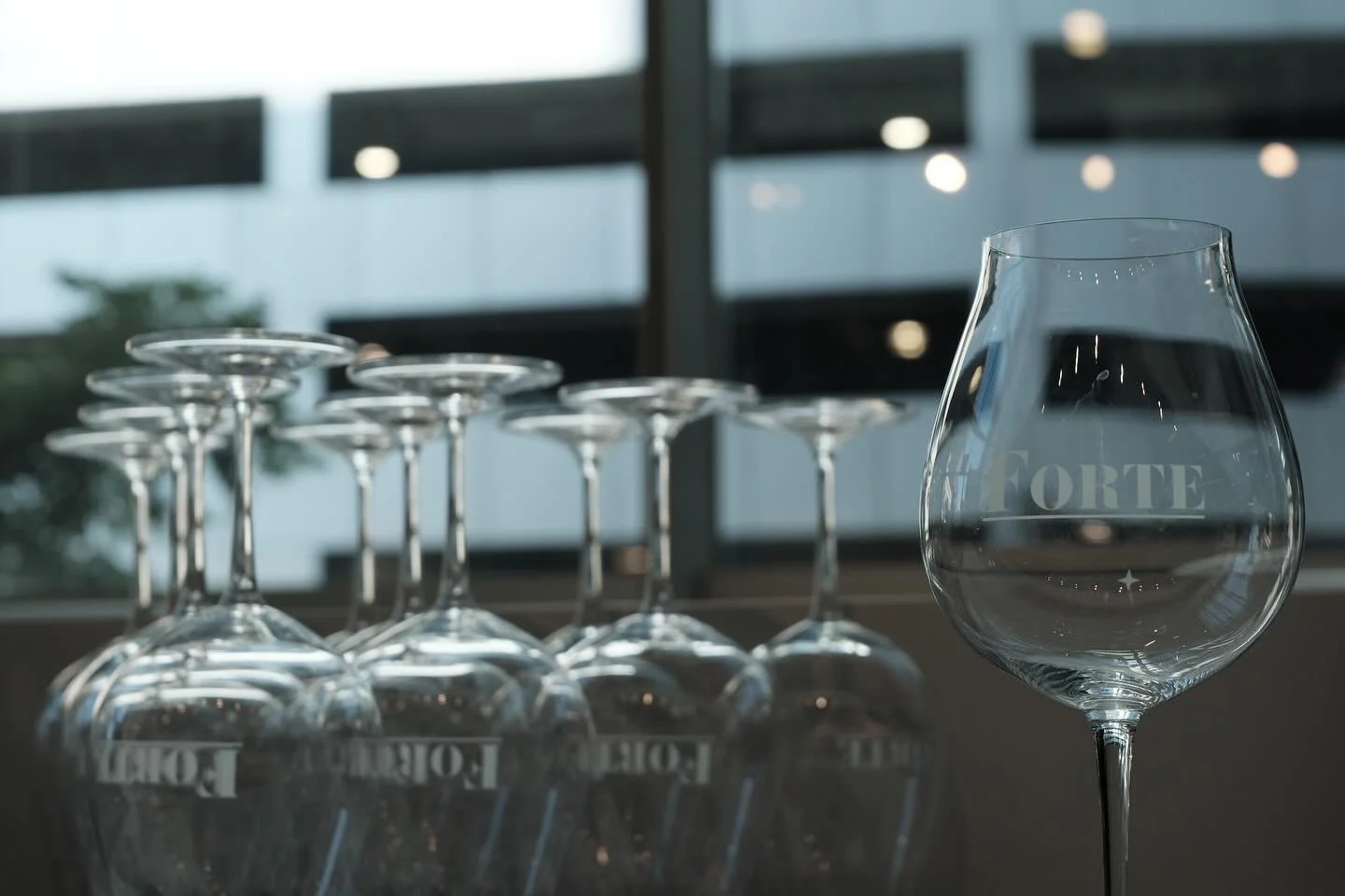 Meetings end. The pour begins. 🍷 Join us downstairs for a glass that turns coworkers into friends. 🙂&zwj;&harr;️

#DowntownWineBar #AfterWorkVibes #ForteAtFive