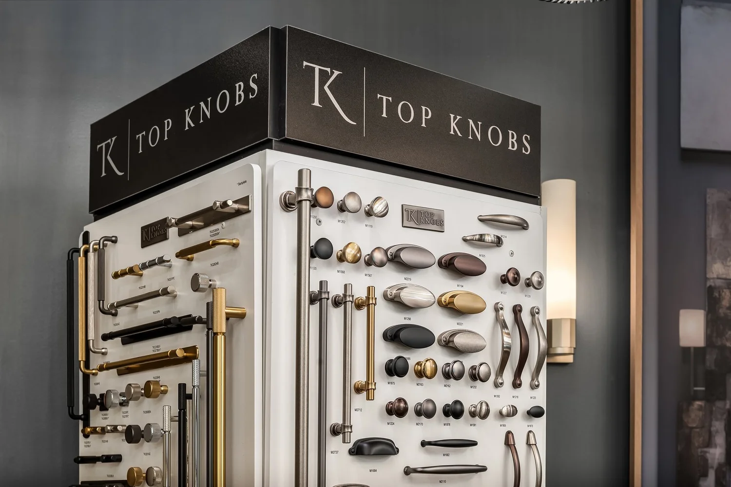 Cabinet hardware samples
