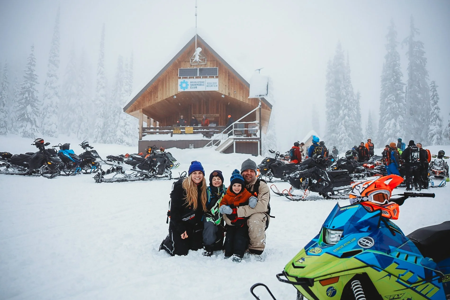 UNPLUGGED AND OUTSIDE: HOW FAMILIES RECONNECT IN BC’S BACKCOUNTRY 