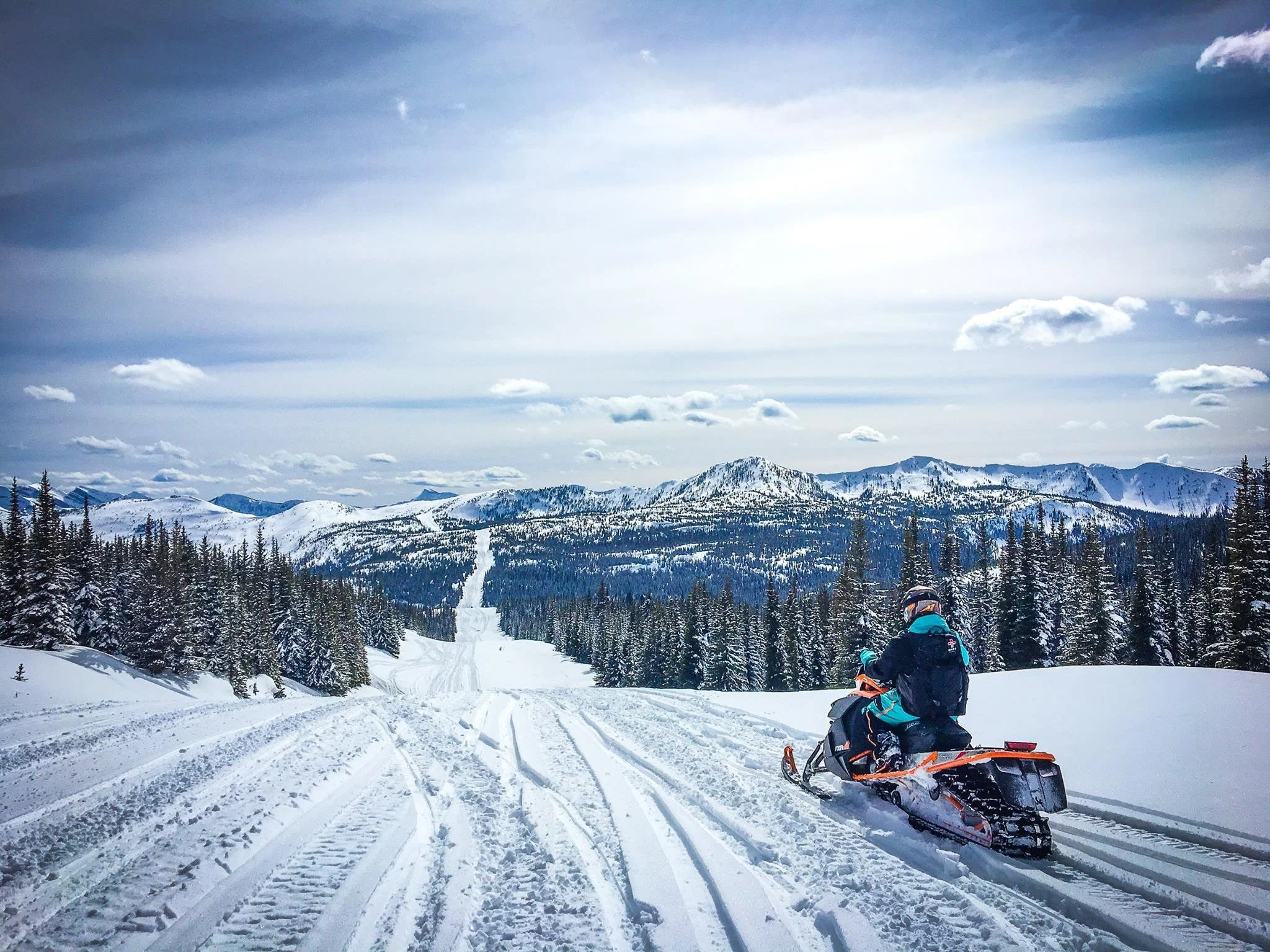 FAMILY RIDING IN FERNIE