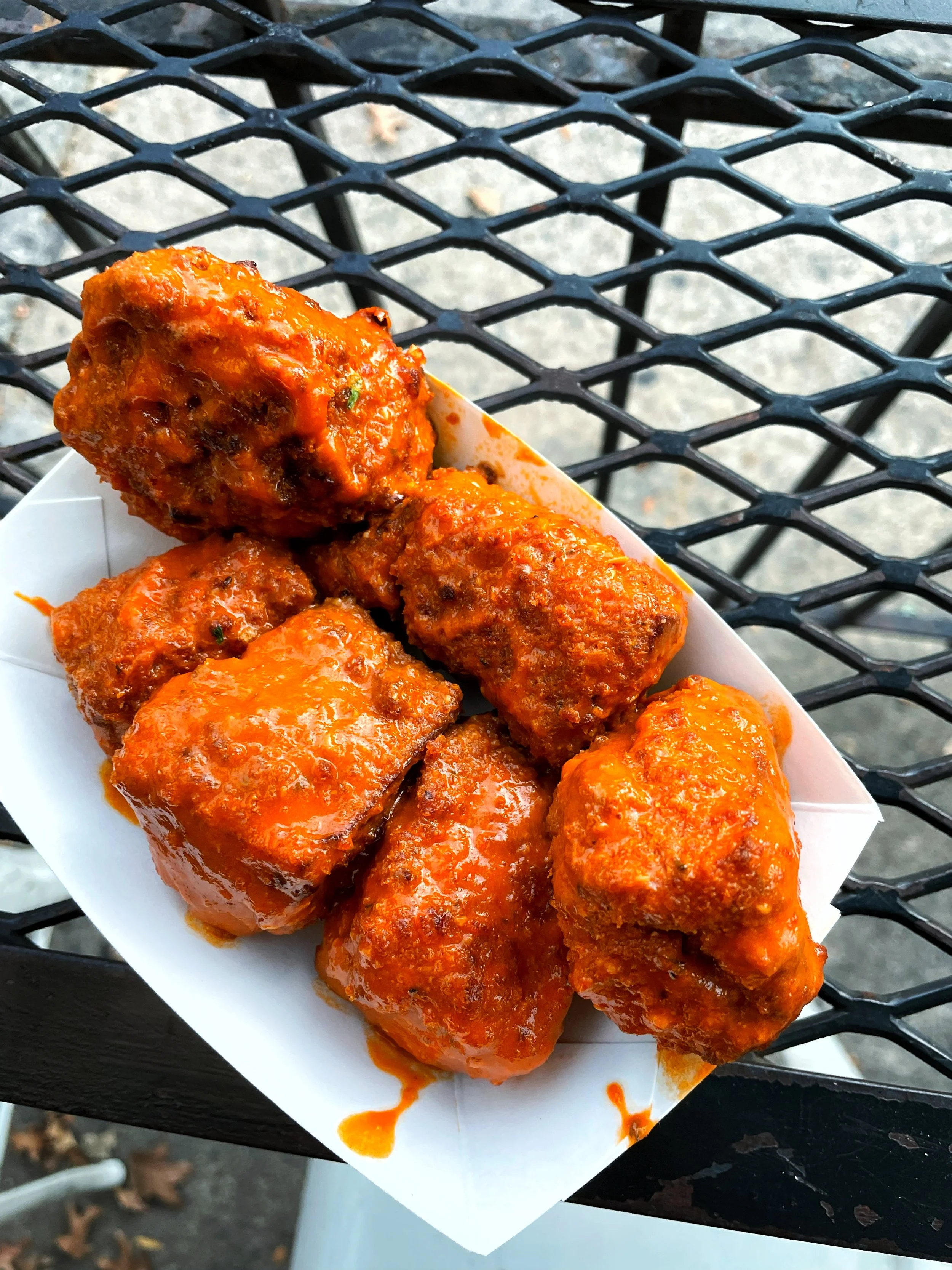 Spicy garlic Wings(2).JPG