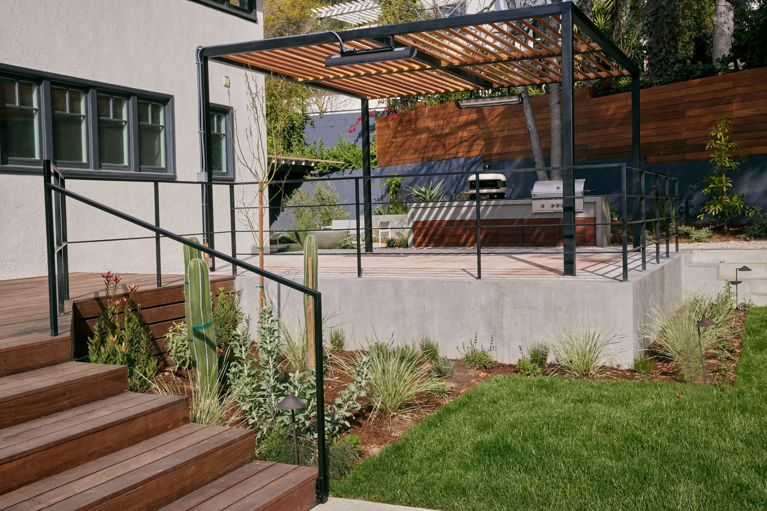 Wayme_Viola gardens 55.jpg