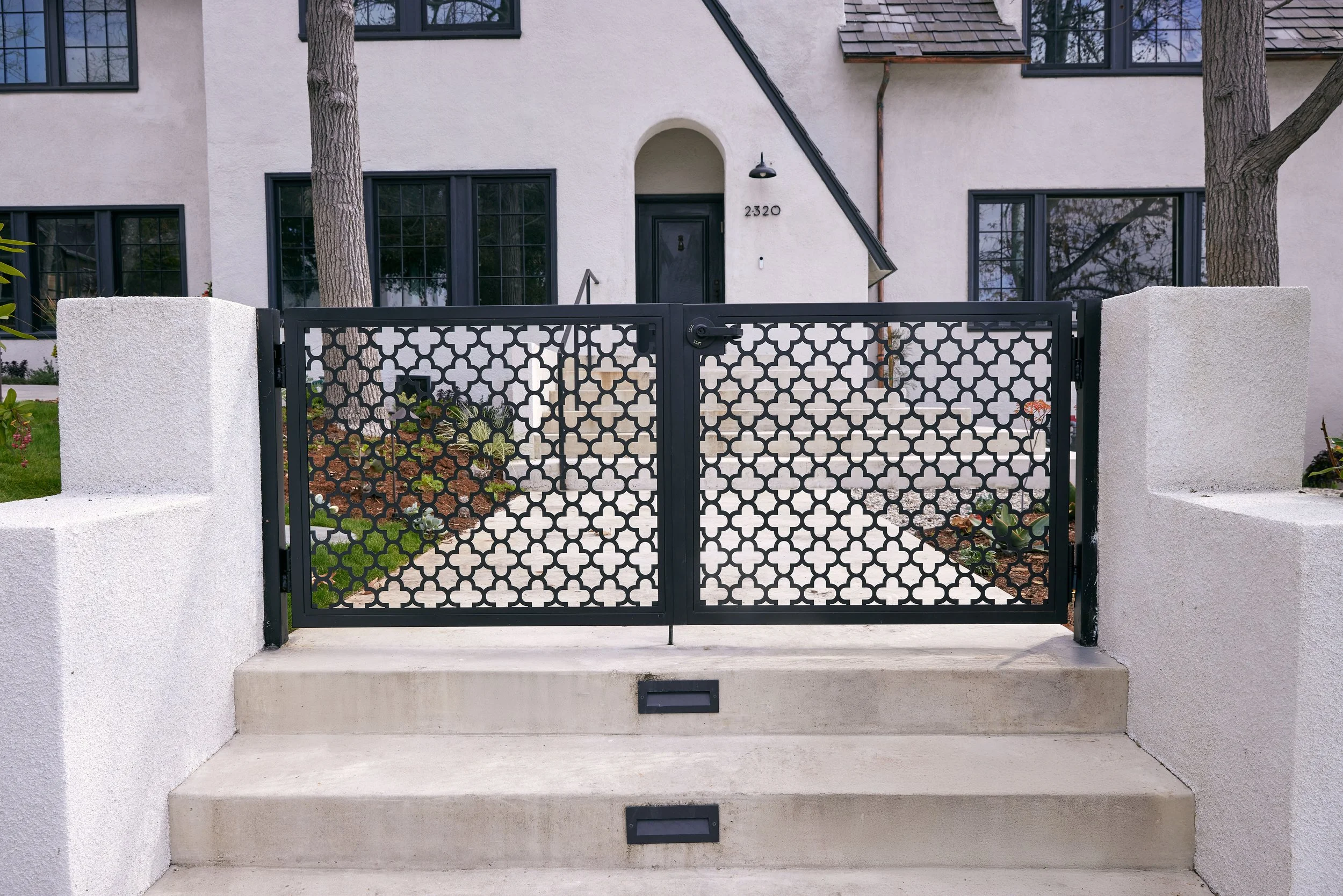 Wayme_Viola gardens 66.jpg