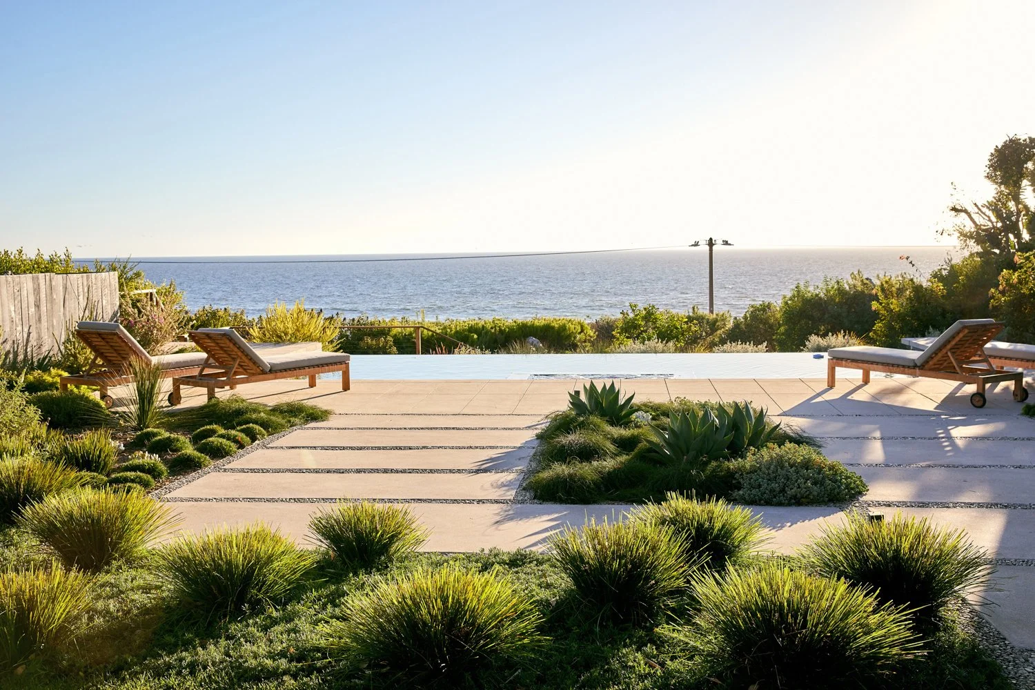 LX_RED26_REG_LandscapeArch_LASC_ViolaGardens.jpg