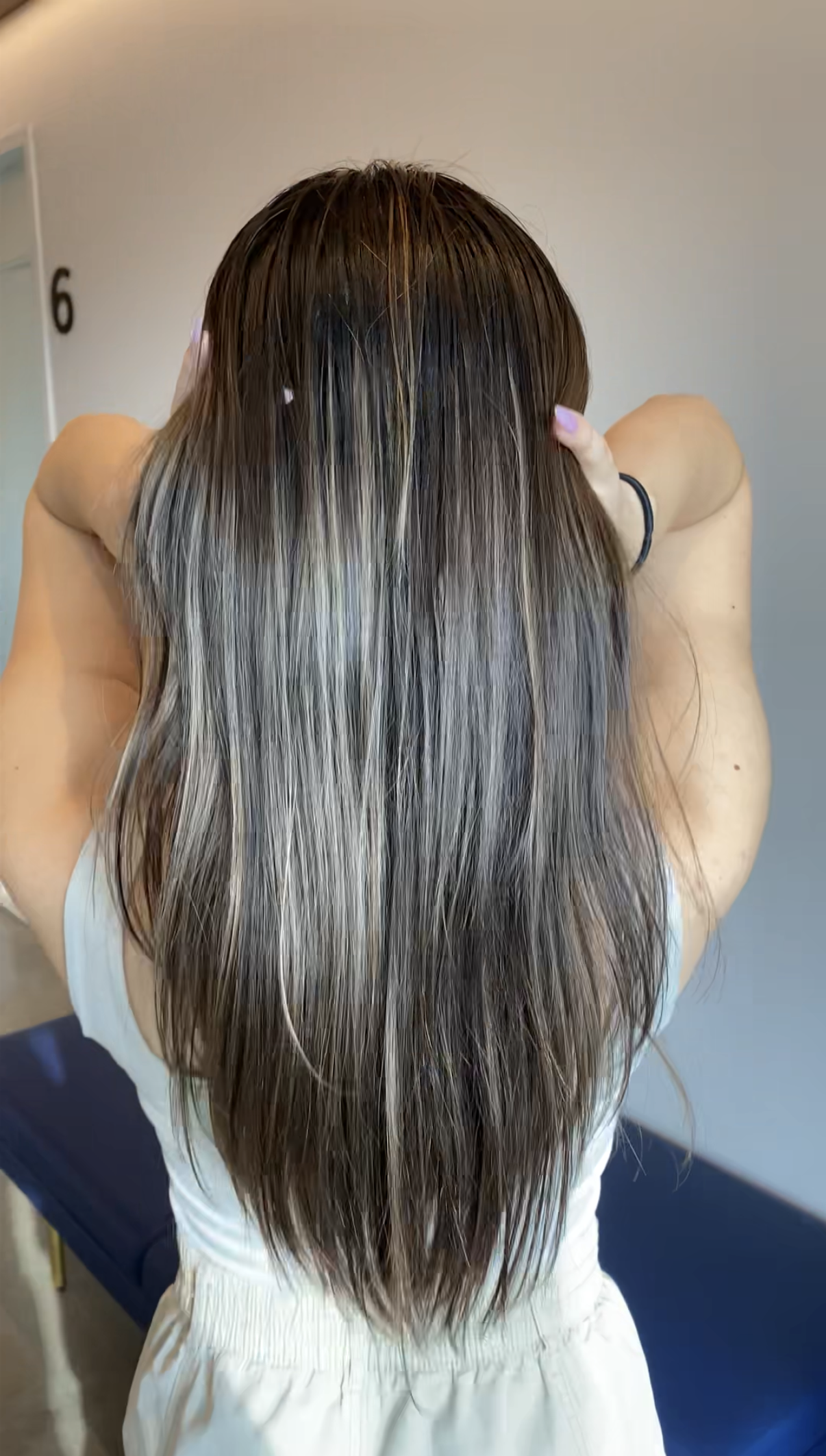 Before a single row of weft extensions 