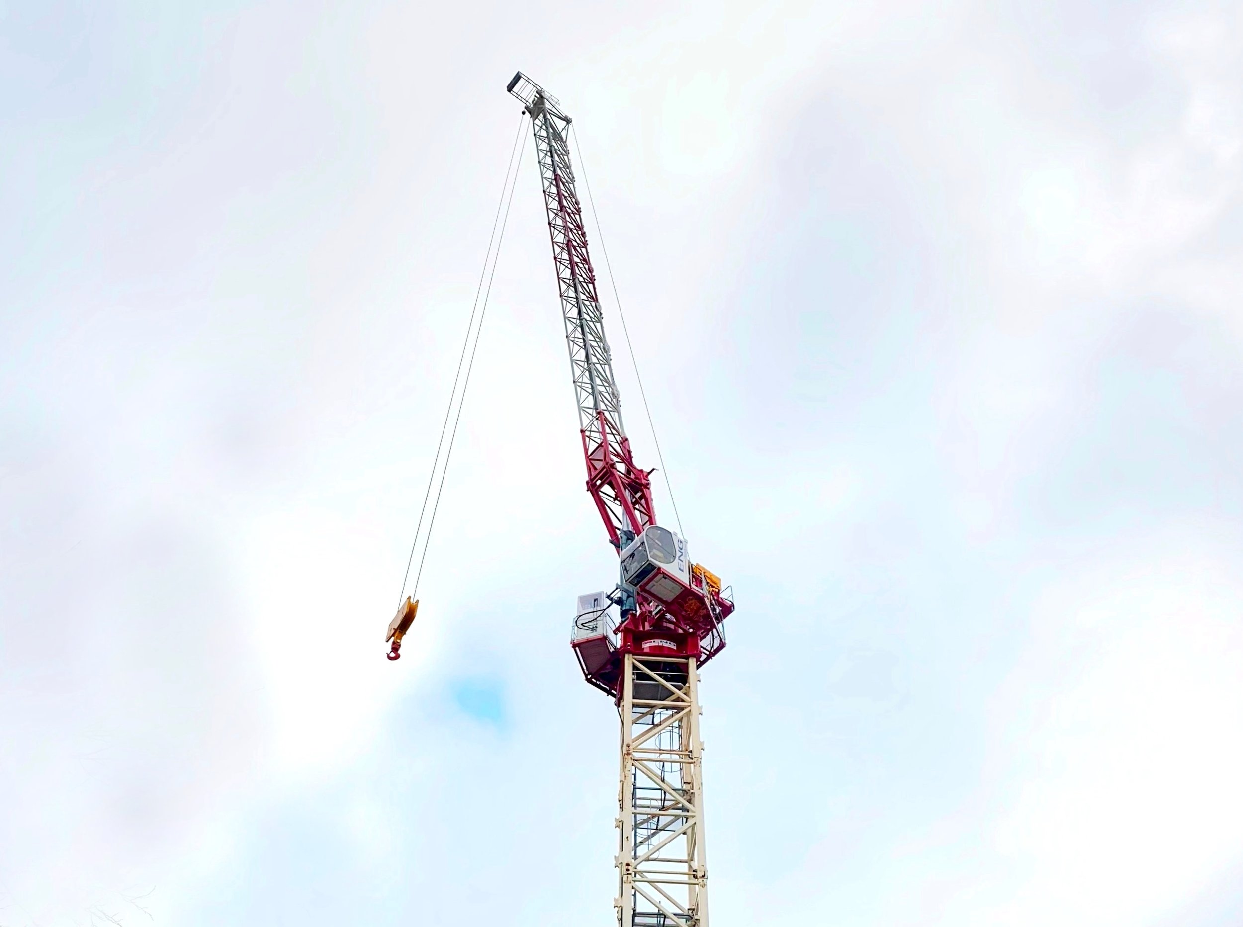 Derrick type crane 2.jpeg
