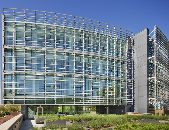 Simon Math Center Simons Center for Geometry and Physics — Innovation Glass · High ...