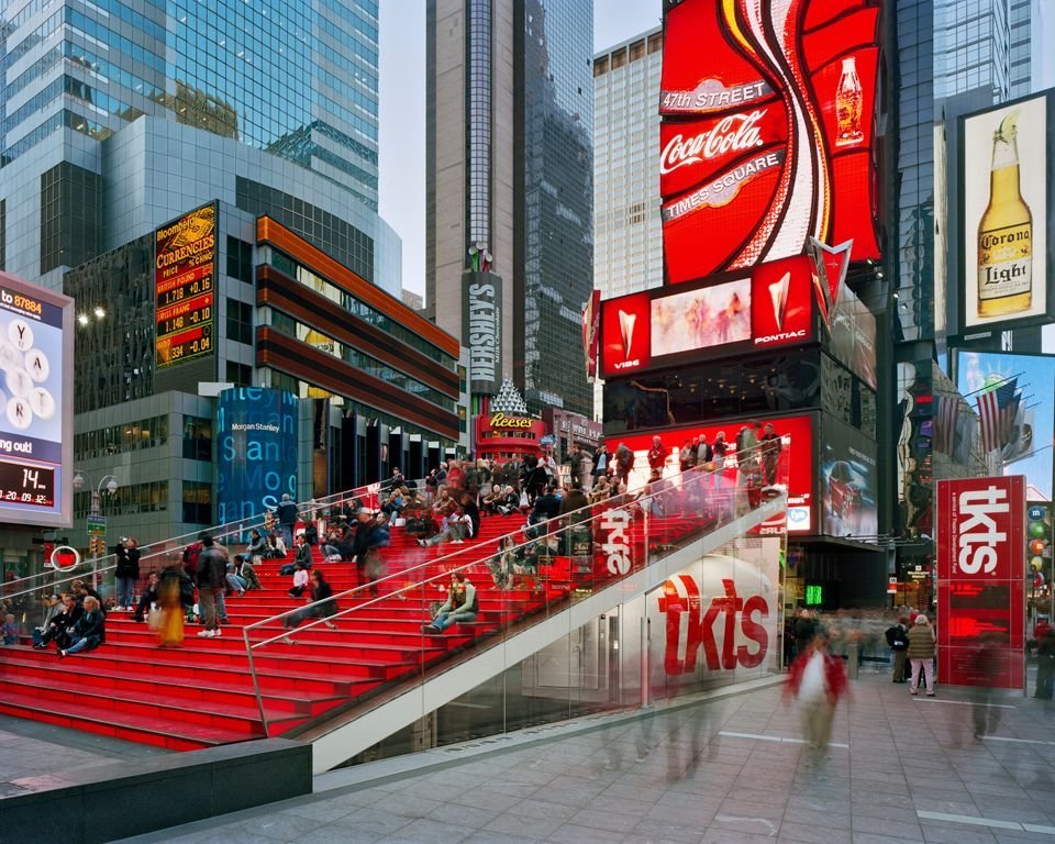 TKTS Booth — Innovation Glass · High Performance Glass Curtain Walls · VS1