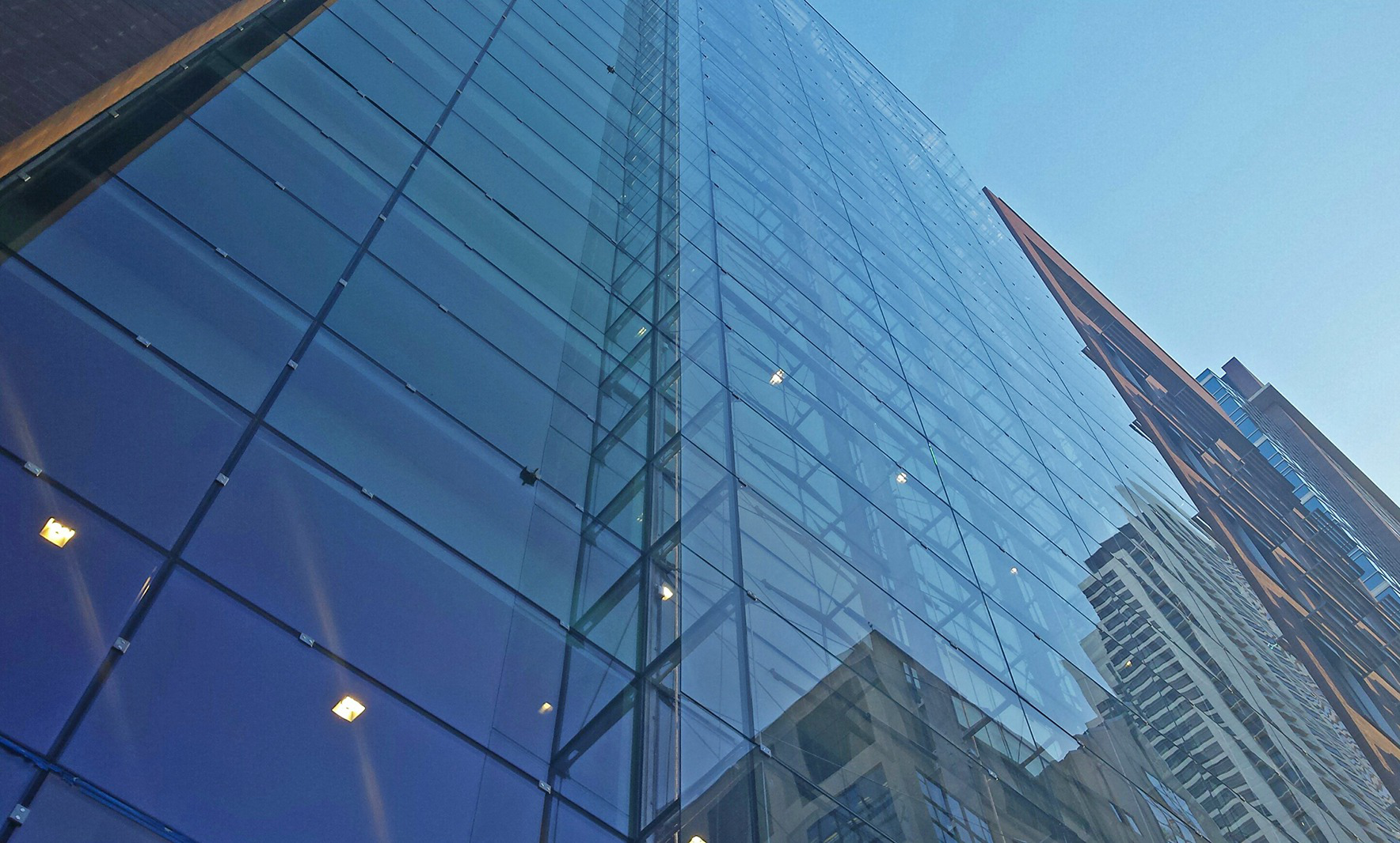 LEED Gold certified Schreiber Center at Loyola U. with 10-story VS1 dual wall and awning vents