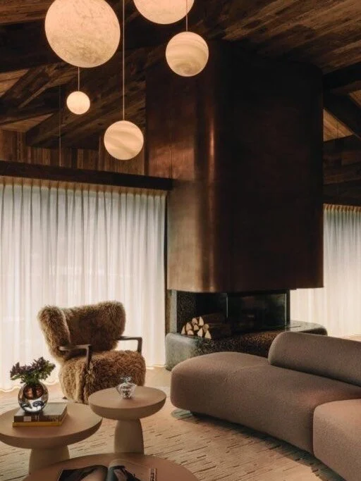 This is how I do snow! 🤎

Where alpine architecture meets quiet luxury!

At Rosewood Courchevel, design is not decoration &mdash; it&rsquo;s atmosphere.
Raw timber, sculptural furniture, warm bronze accents, and soft textures come together to create