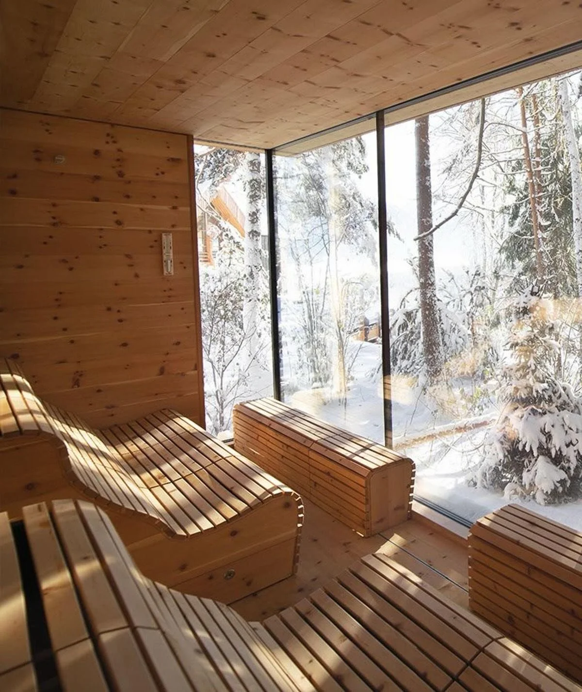 Where design meets ritual! 

Saunas like these remind me that great design isn&rsquo;t only about how a space looks &mdash; it&rsquo;s about how it makes you feel.

Warm wood, soft lighting, natural textures, and views that blur the line between indo