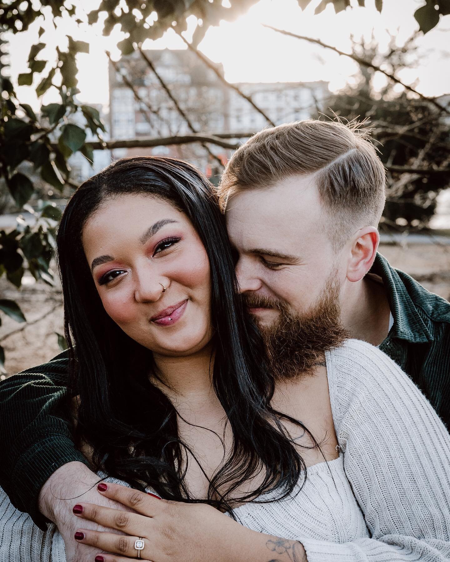 💓 #couple #couplephotography #paarshooting #paarshootinghamburg #fotografinhamburg #hochzeitsfotografin #hochzeitsfotografinhamburg #portrait #portraitfotografie