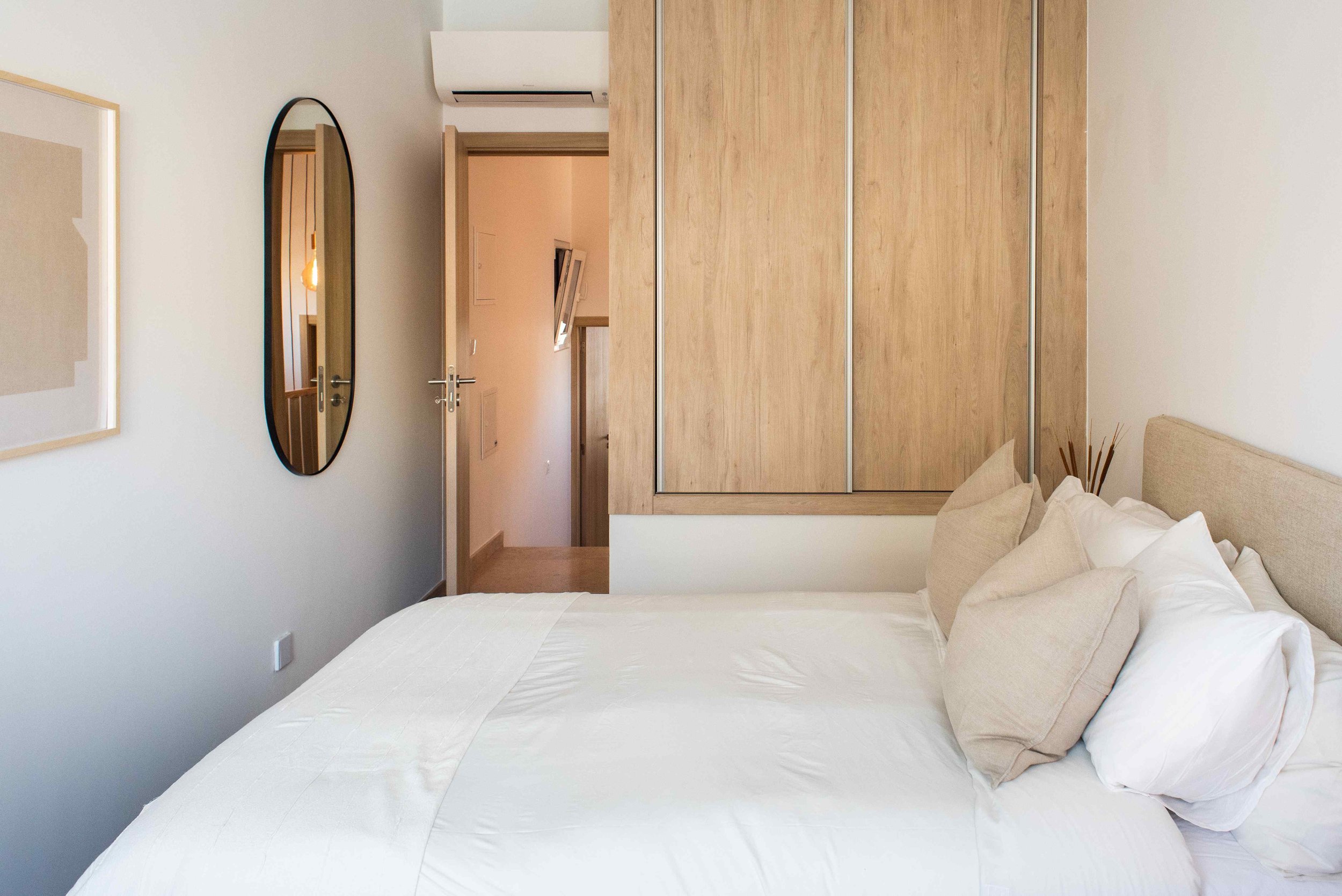Room_6_YON Silva-20.jpg