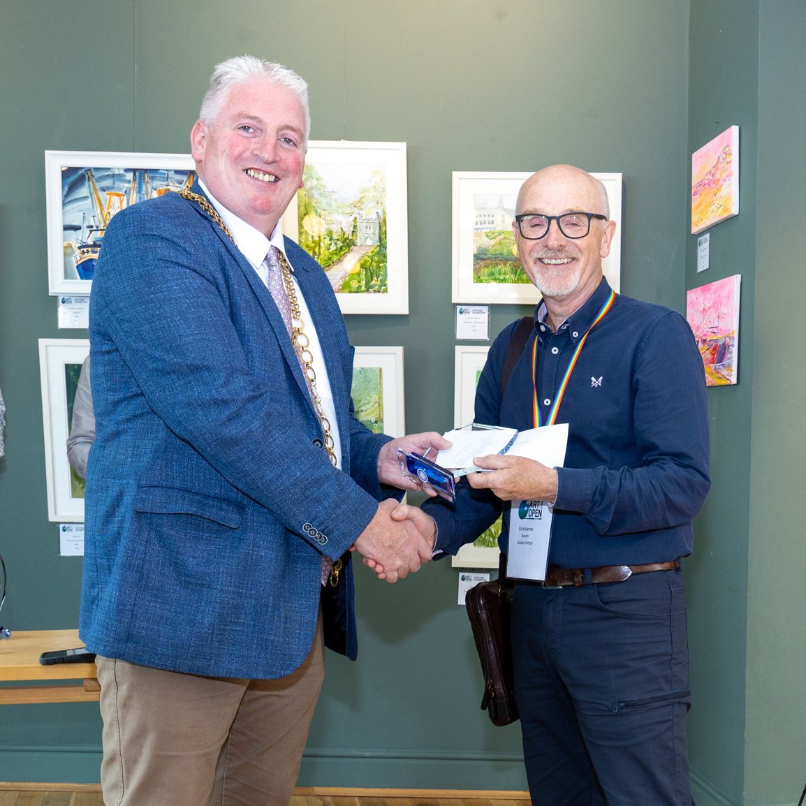 Mayor of Wexford Cllr. Gerry Laffan presenting Bronze Award to Grahame Booth.