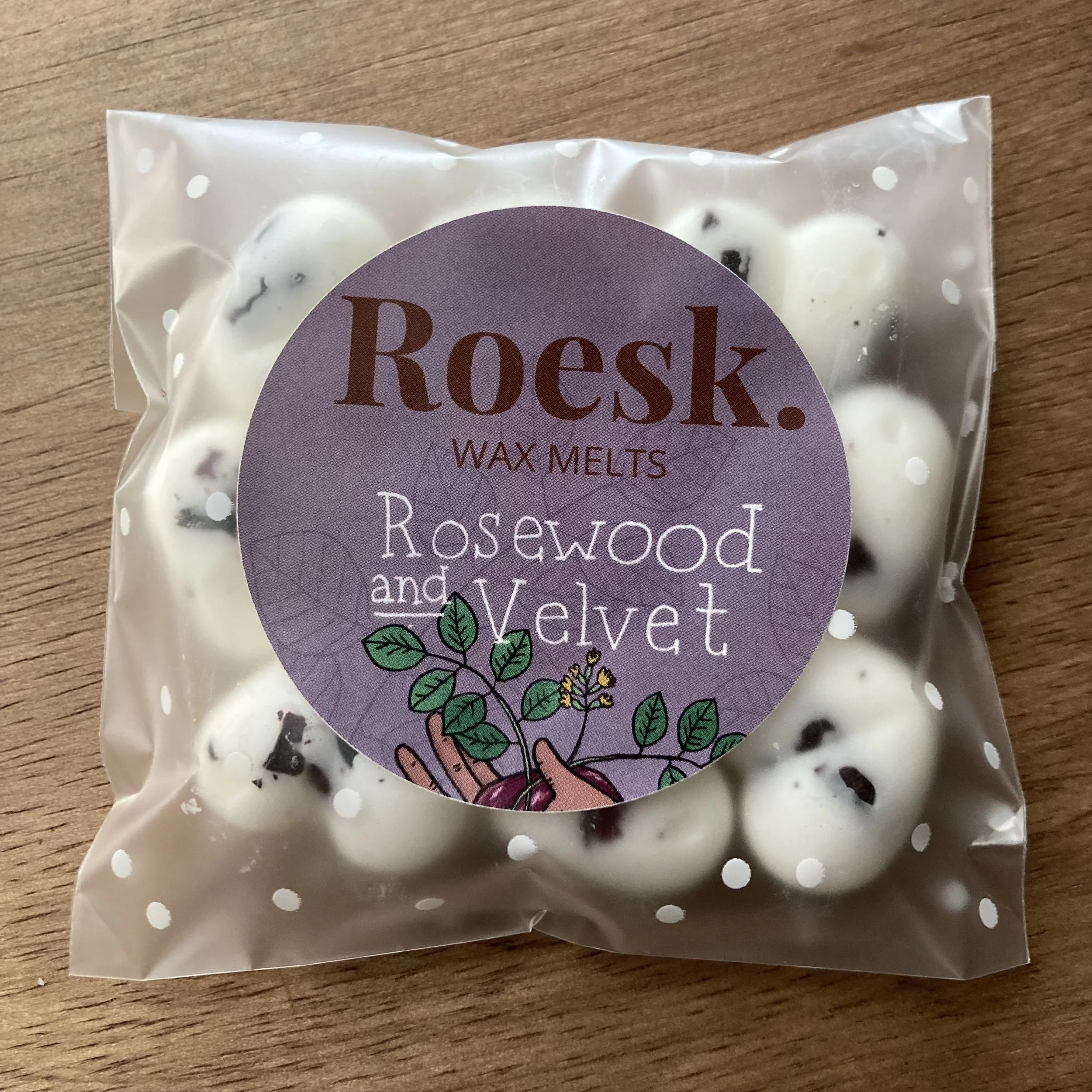 Rosewood and Velvet Handmade Scented Soy Wax Melts - 9 pack