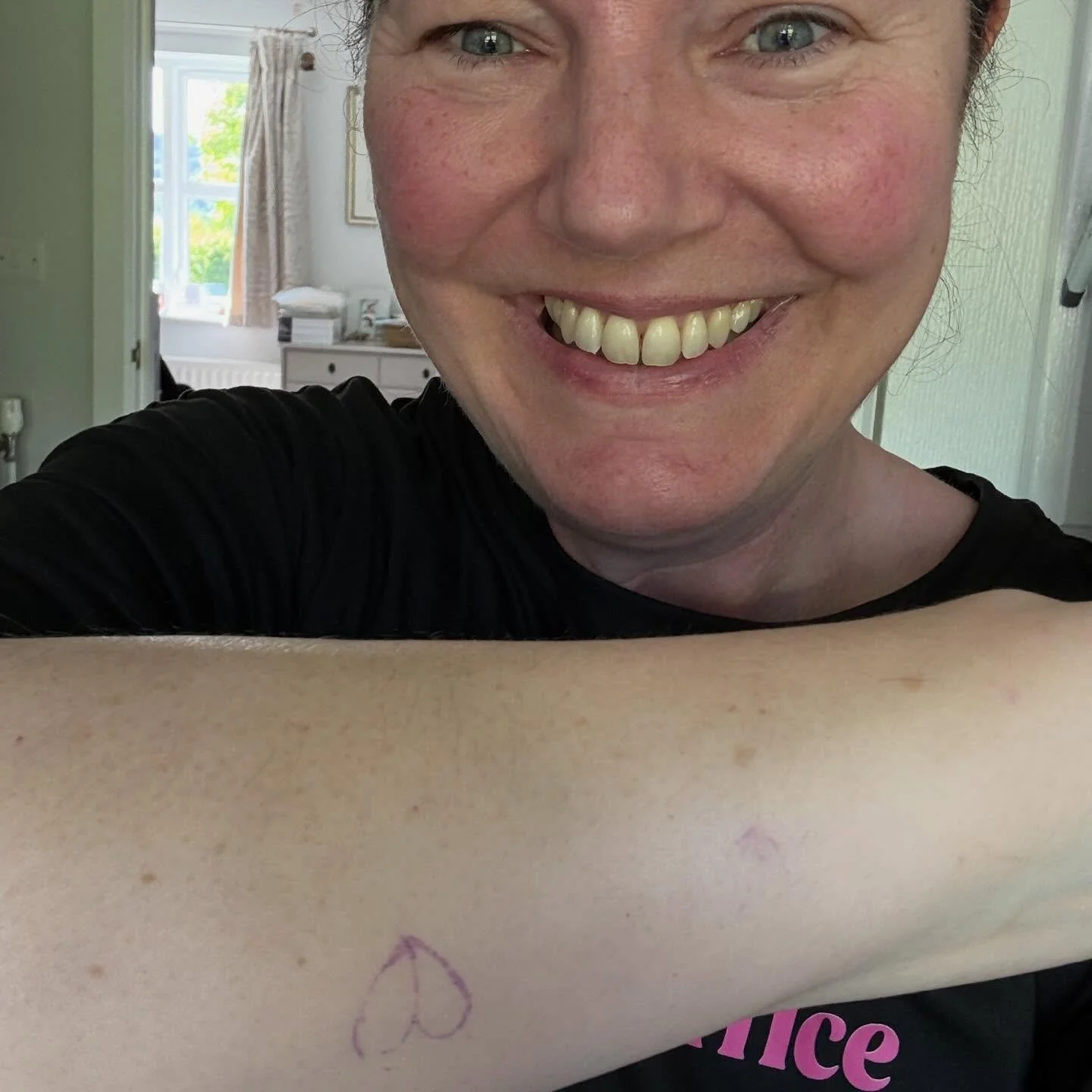 Can you see the heart on the bottom of my arm?! I literally can&rsquo;t believe I&rsquo;ve just found it. I didn&rsquo;t draw it. It is actually from me leaning on my wet painting this morning while outlining the petals of my flowers! And the two pet