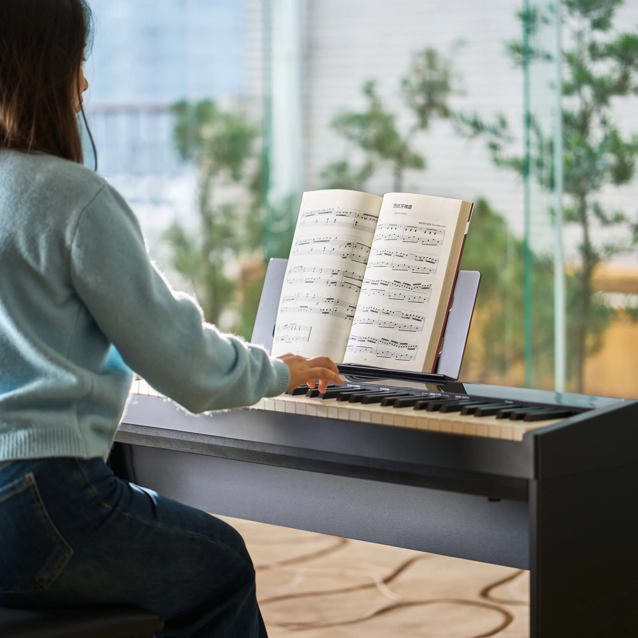 🎹 Authentisches Piano-Feeling &ndash; direkt bei dir zuhause.

Das NUX NPK-200 verbindet das Spielgef&uuml;hl eines akustischen Pianos mit den M&ouml;glichkeiten eines modernen Digitalpianos. Die WKJ-03 Hammermechanik mit Triple-Sensor sorgt f&uuml;