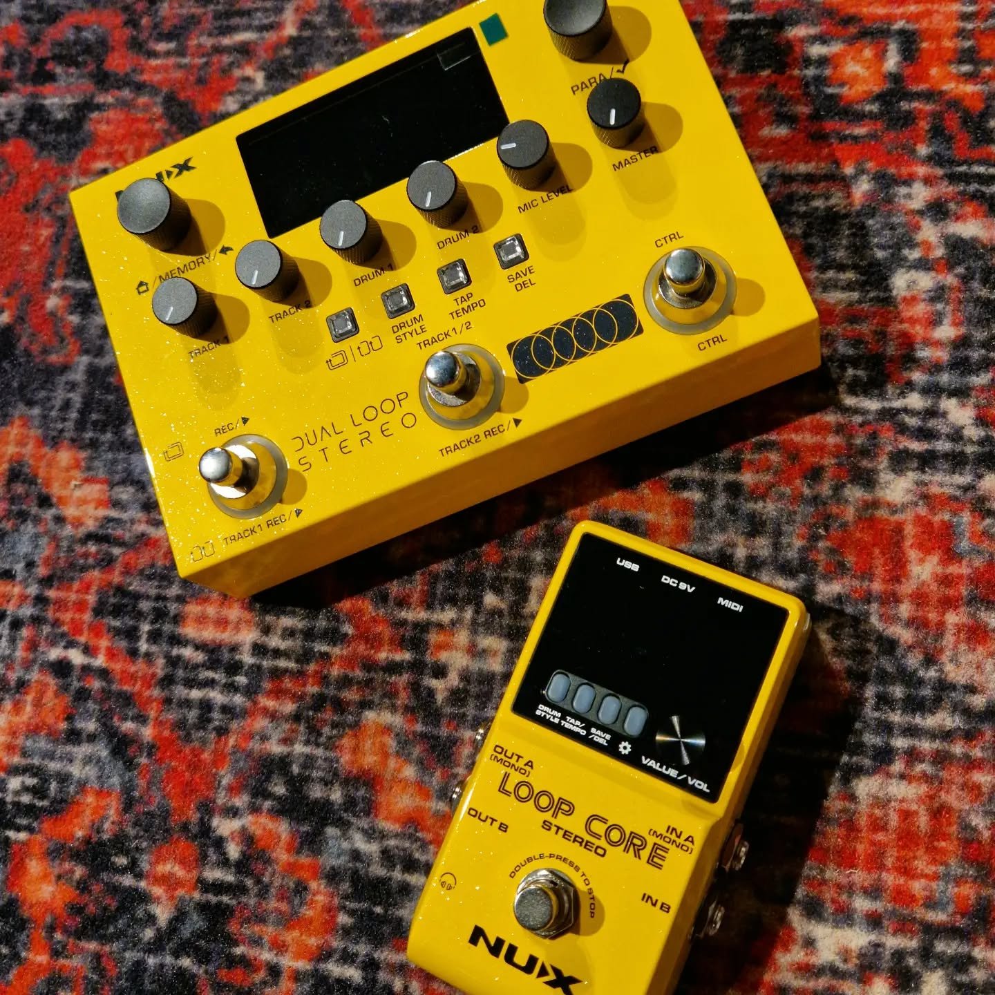 ♾️Loop Core! Ob im ein Einzel oder Doppelformat🎸

Der perfekte Begleiter von euch, f&uuml;r euch. Mit Drumsamples, USB Anschlu&szlig;, Preset und Backing-Loop Speicherfunktion und unz&auml;hligen smarten Featuren 🧠

Funktioniert garantier mit eurem