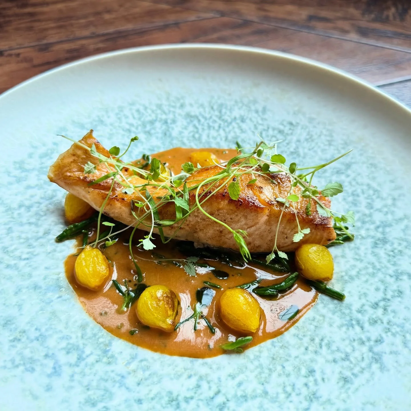 No need to fish for compliments… our trout dish reels them in! π£
Pan-fried Chalk Stream trout, served with a luxurious lobster bisque split with chive oil, saffron-pickled pearl onions, samphire, and sea herbs – every bite a taste of t