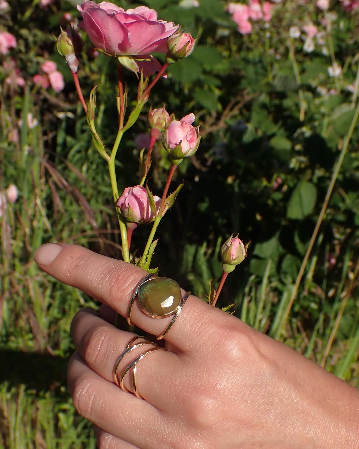 Its the 🌕🦌🌕 
Buck full moon tonight 
( the first full moon of July) 
and it&rsquo;s in Capricorn 🐐✨💪

Antler rings are perfect way to channel the strength of our hoofed friends! 

They&rsquo;re the most comfortable rings- they form to your finge