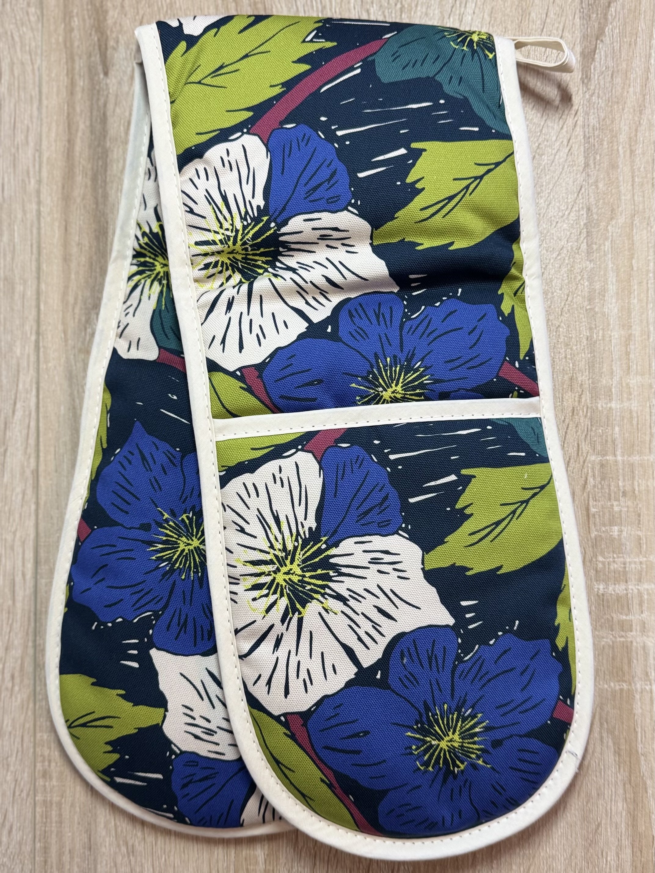 Garden collection oven gloves- 3 options
