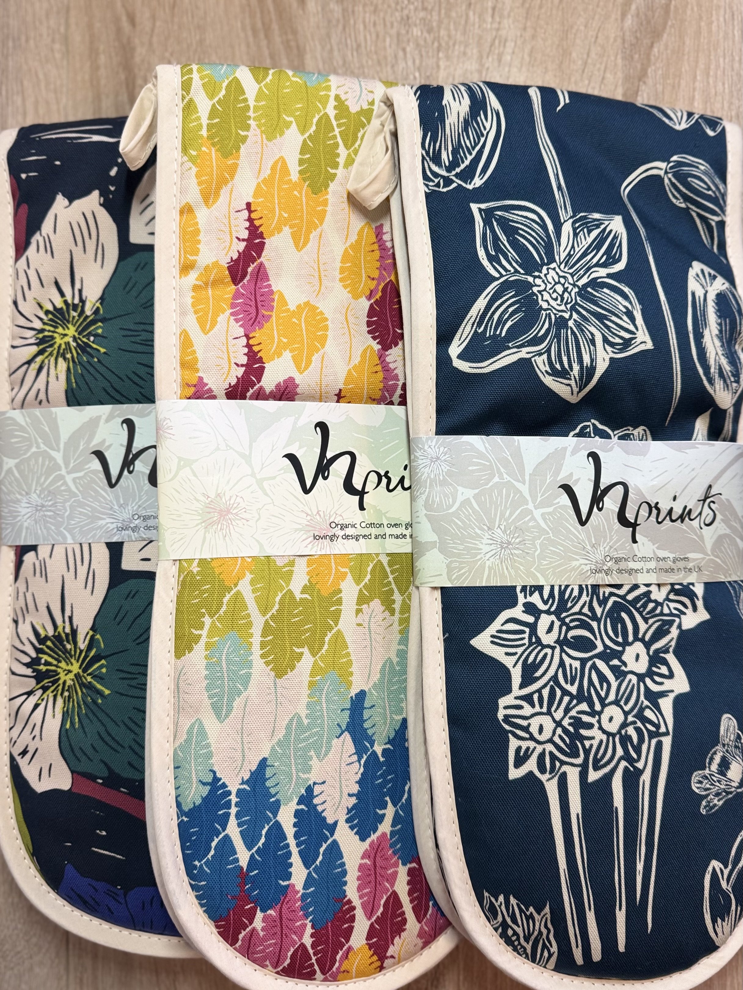 Garden collection oven gloves- 3 options