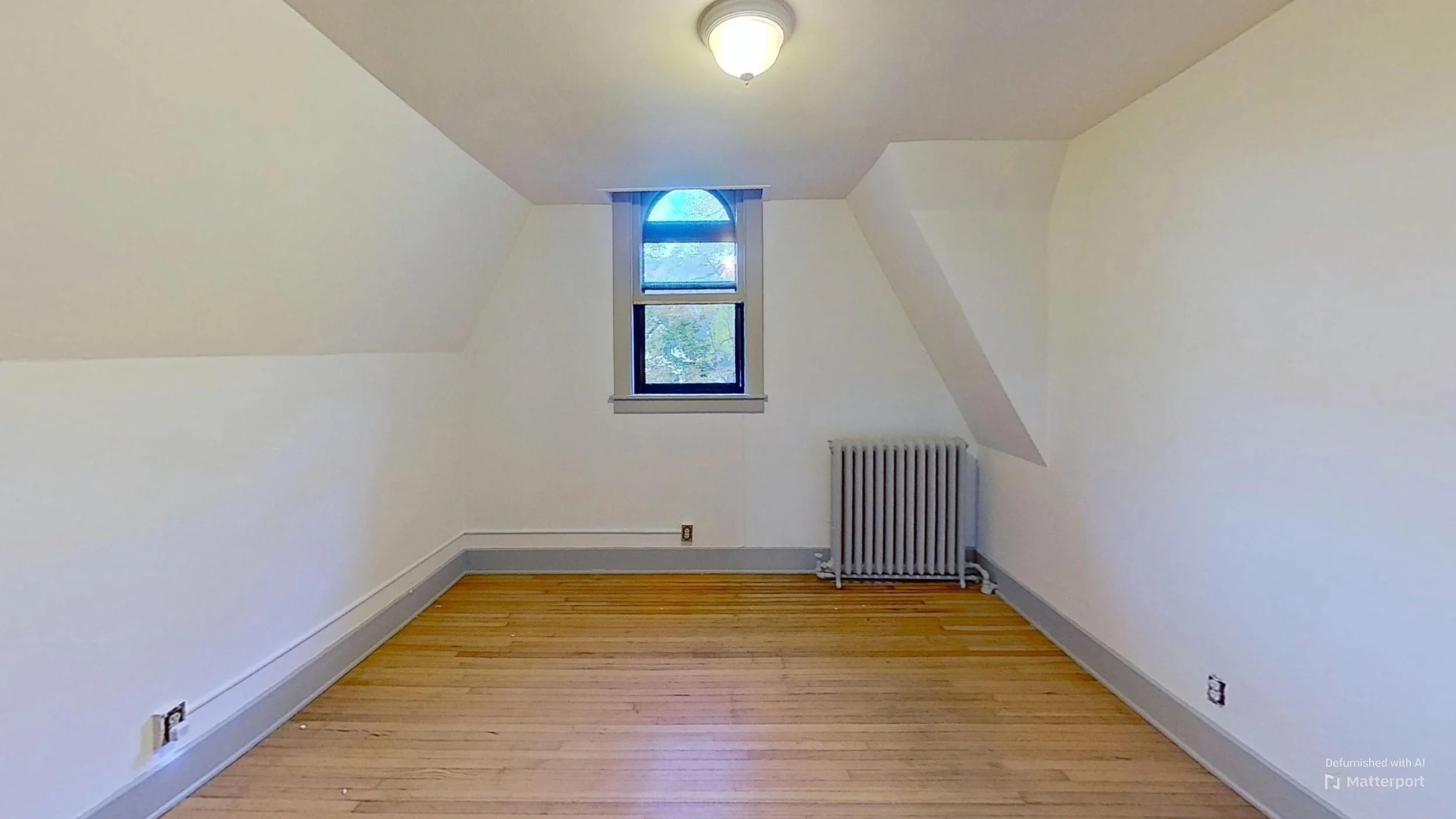 49-Center-Street-3L-Bedroom 1.jpg